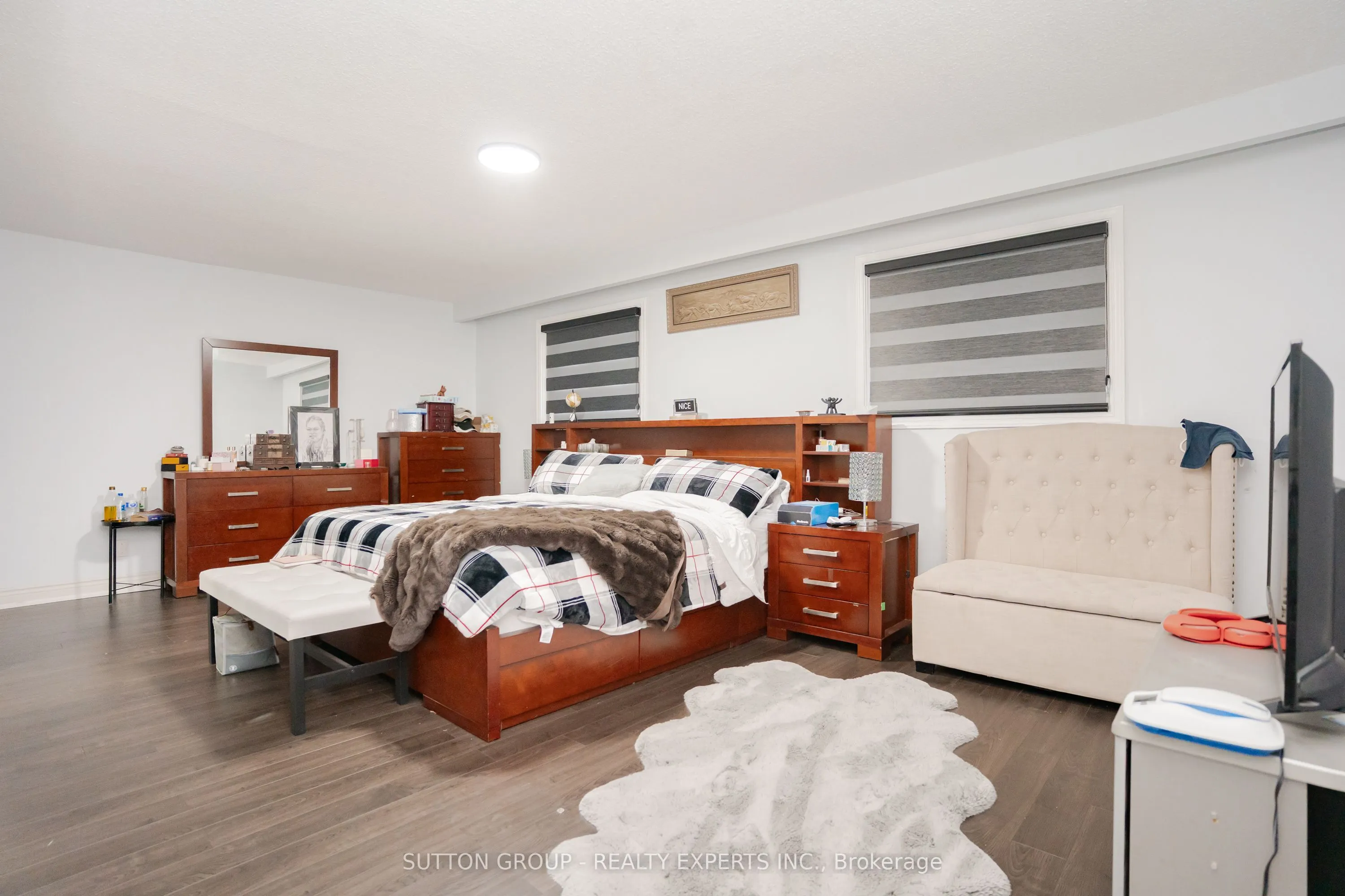 463 Rutherford Road N