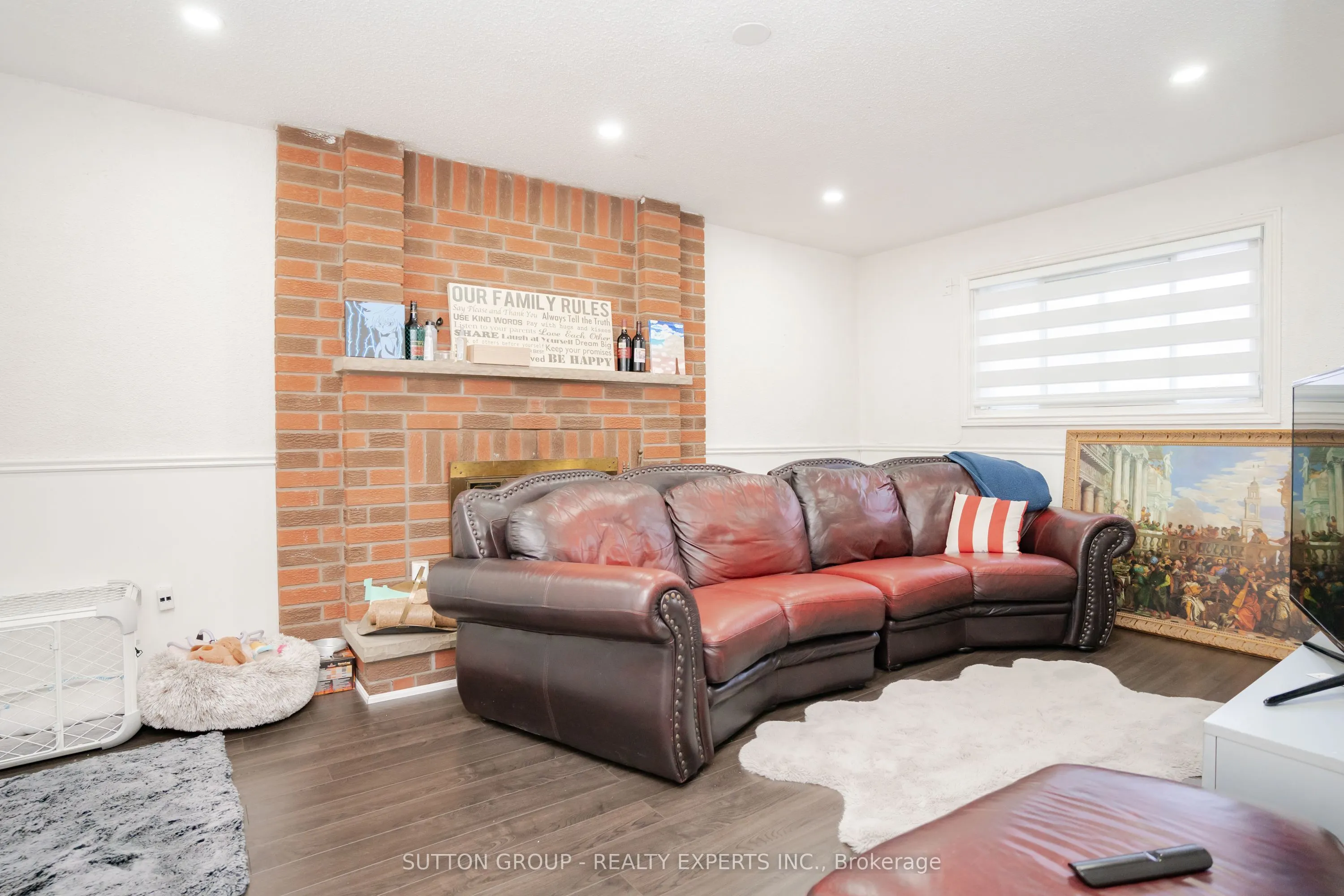 463 Rutherford Road N
