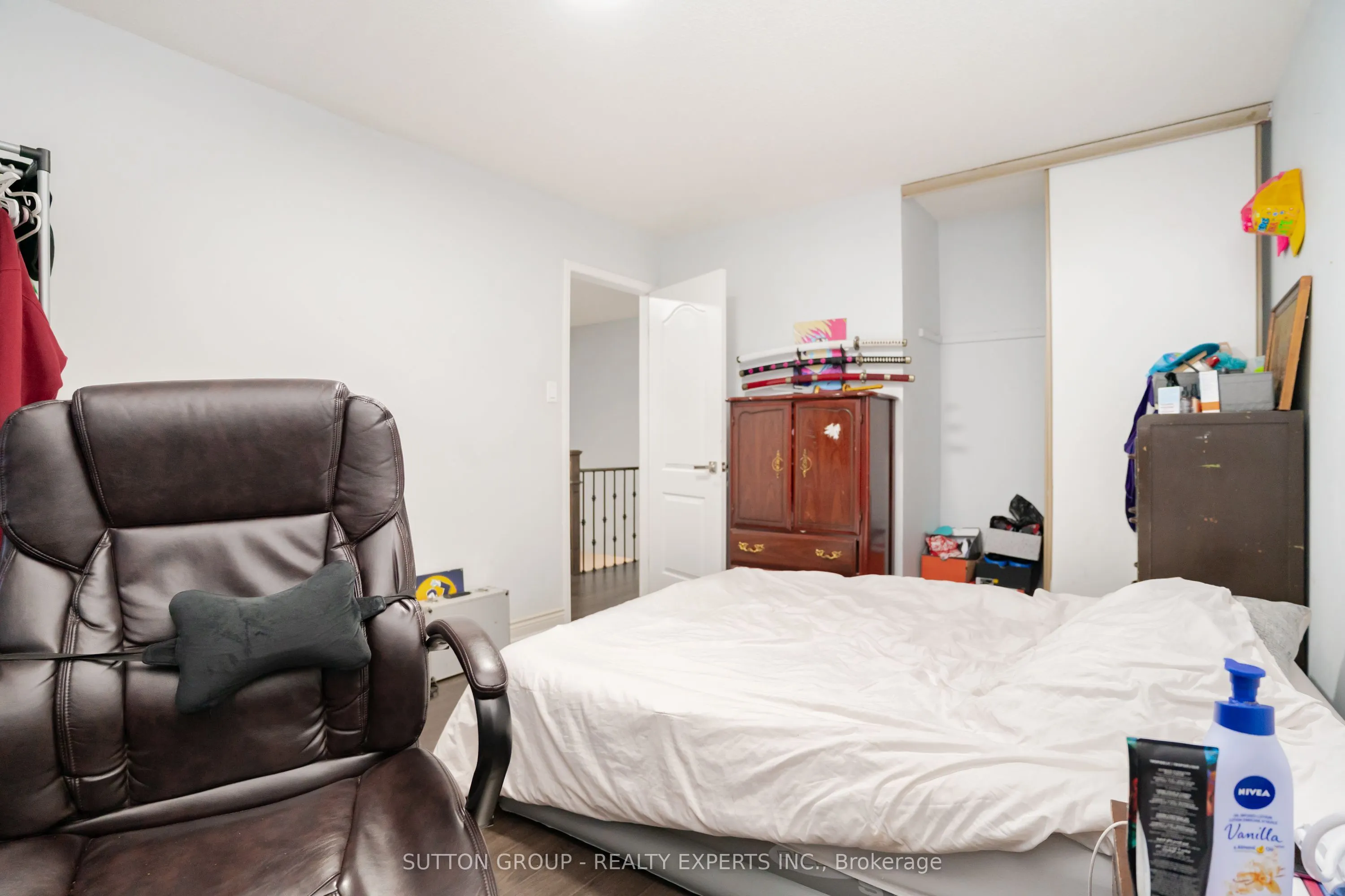 463 Rutherford Road N