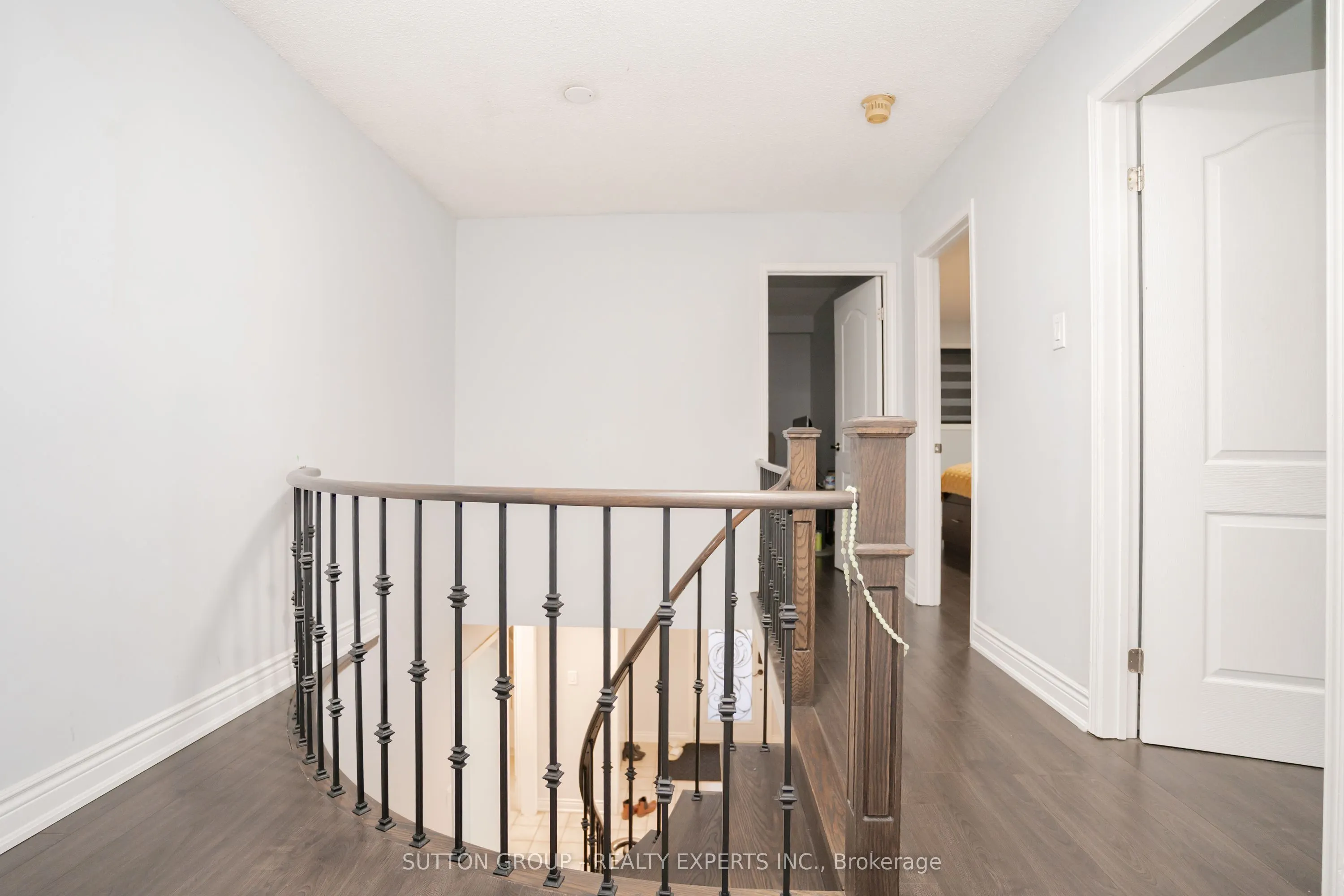 463 Rutherford Road N