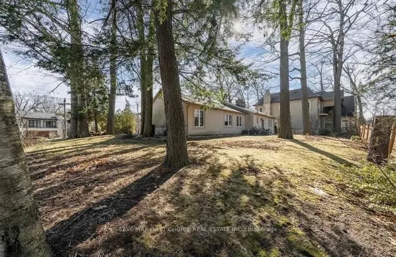 1249 Indian Road