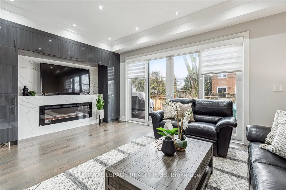 52 Lunness Road