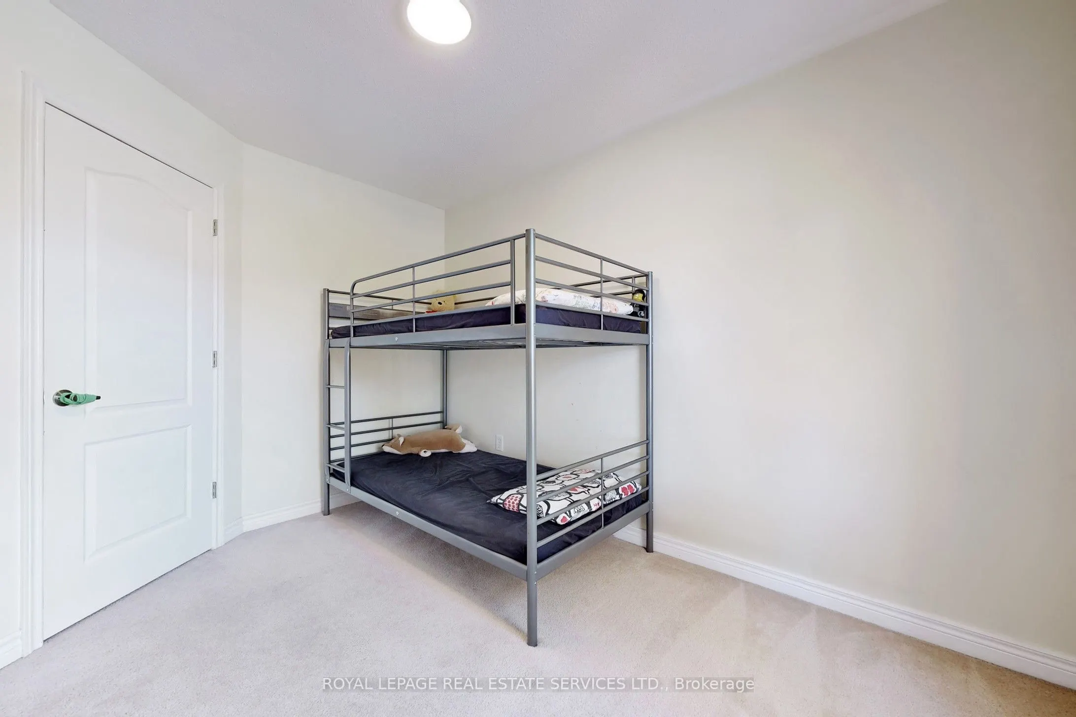 3552 Eglinton Avenue W