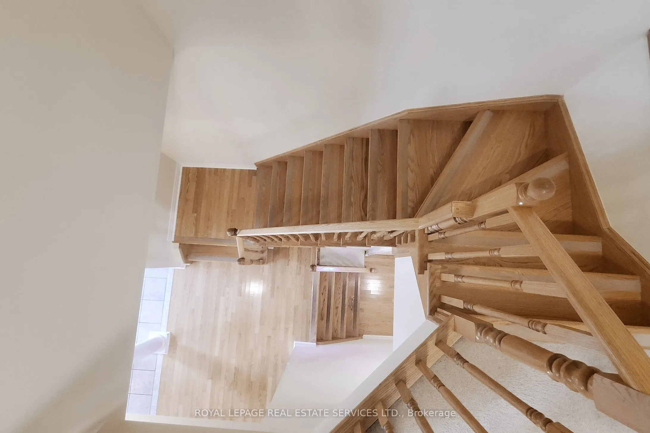 3552 Eglinton Avenue W