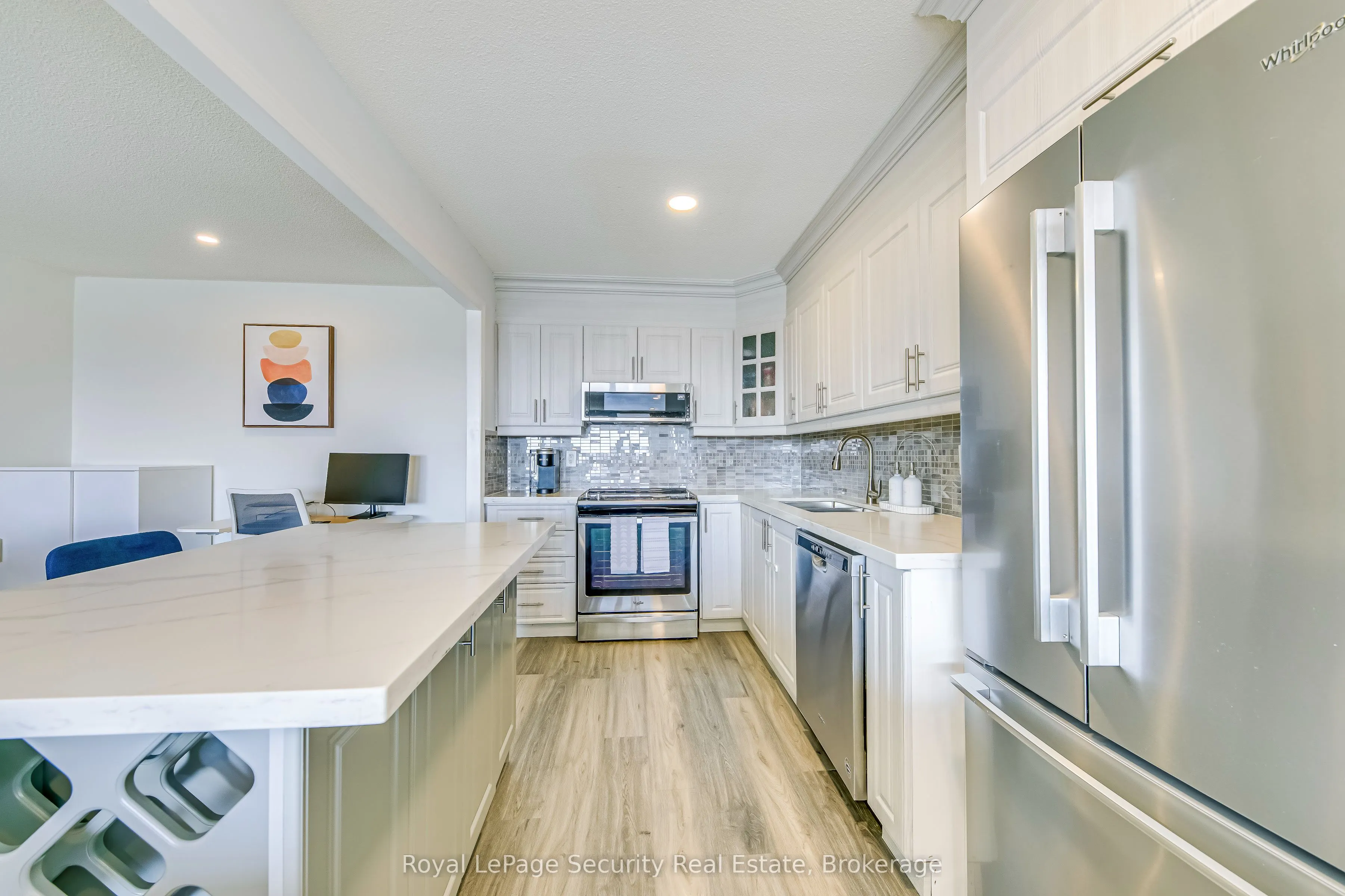 260 Scarlett Road, #2005