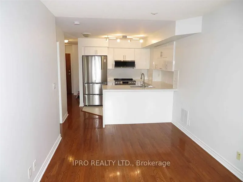 33 Elm Drive, #406