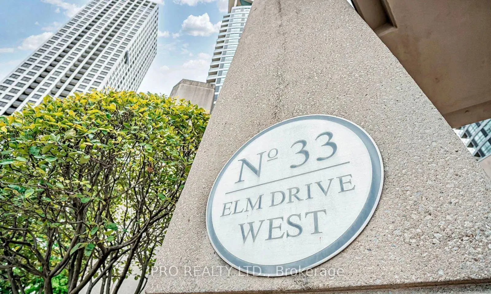 33 Elm Drive, #406