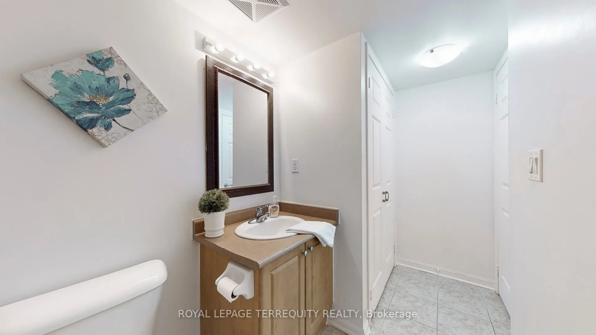 3031 Finch Avenue W, #2027