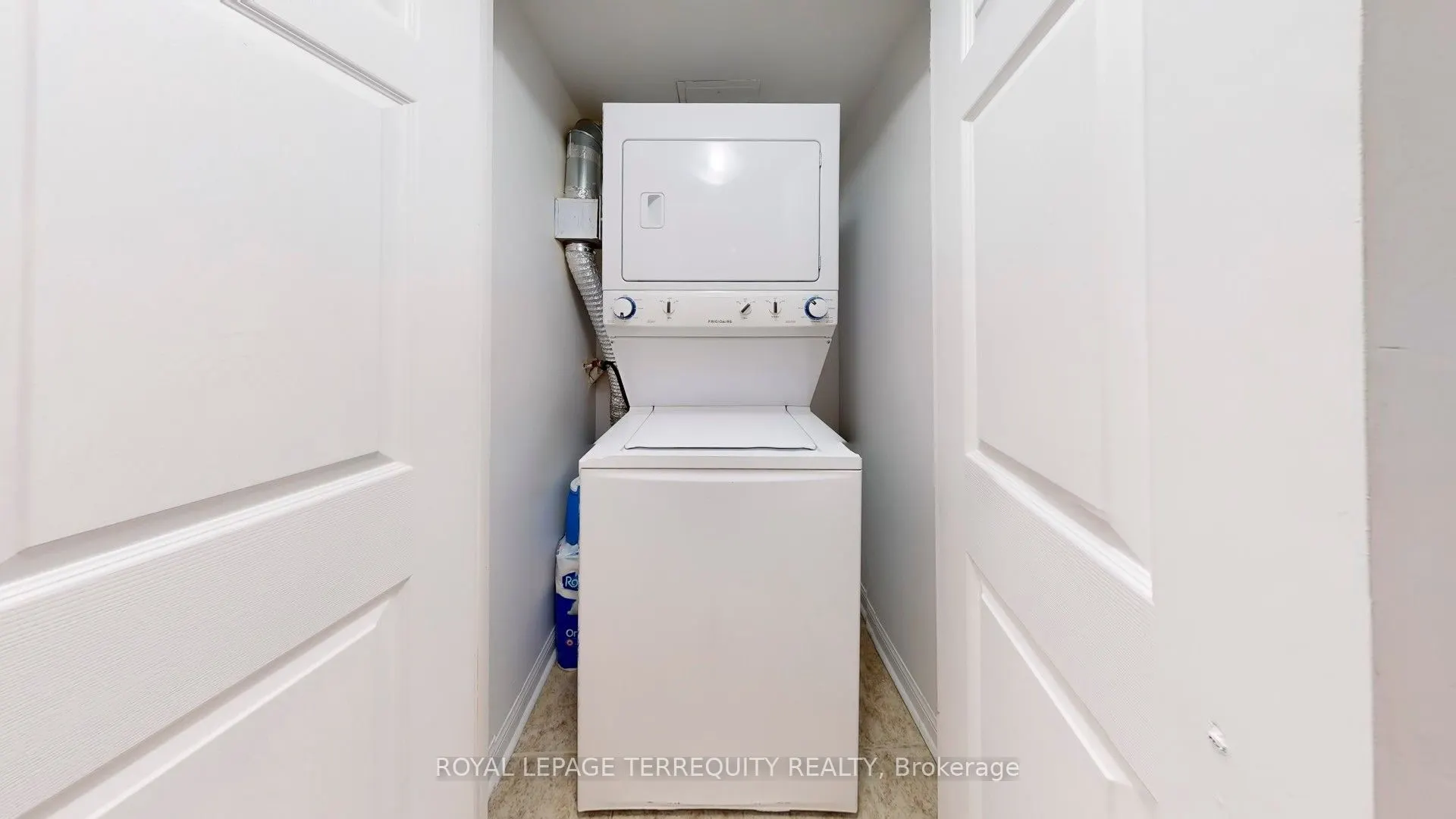 3031 Finch Avenue W, #2027