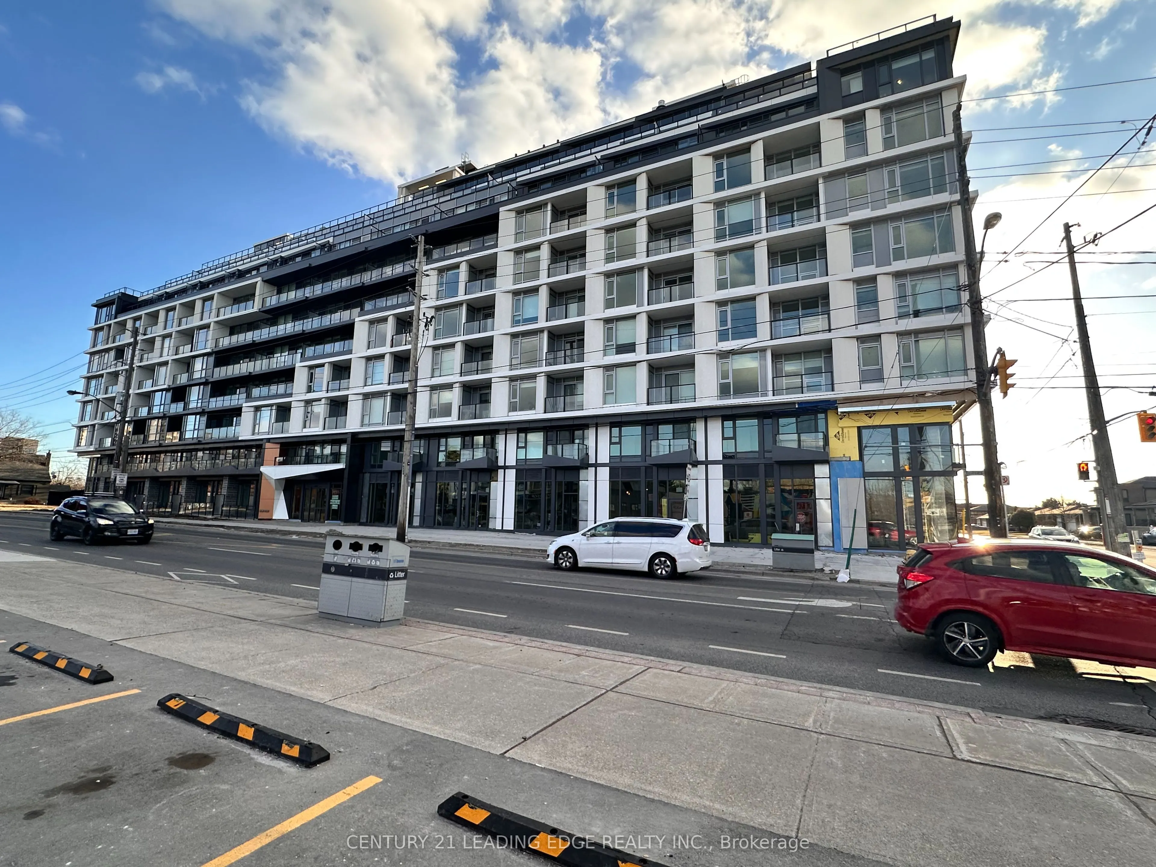 556 Marlee Avenue, #719