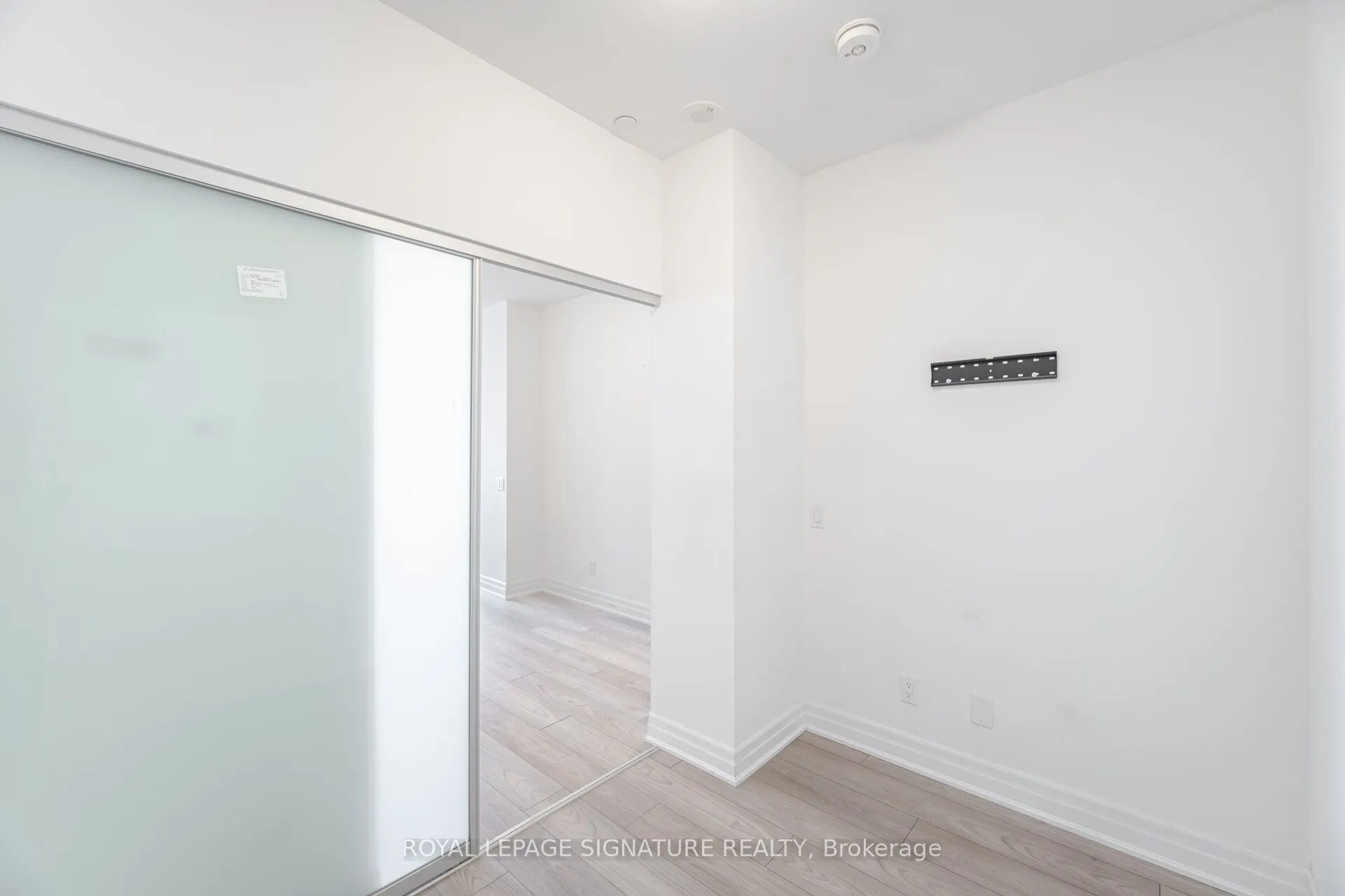 36 Elm Drive #3007