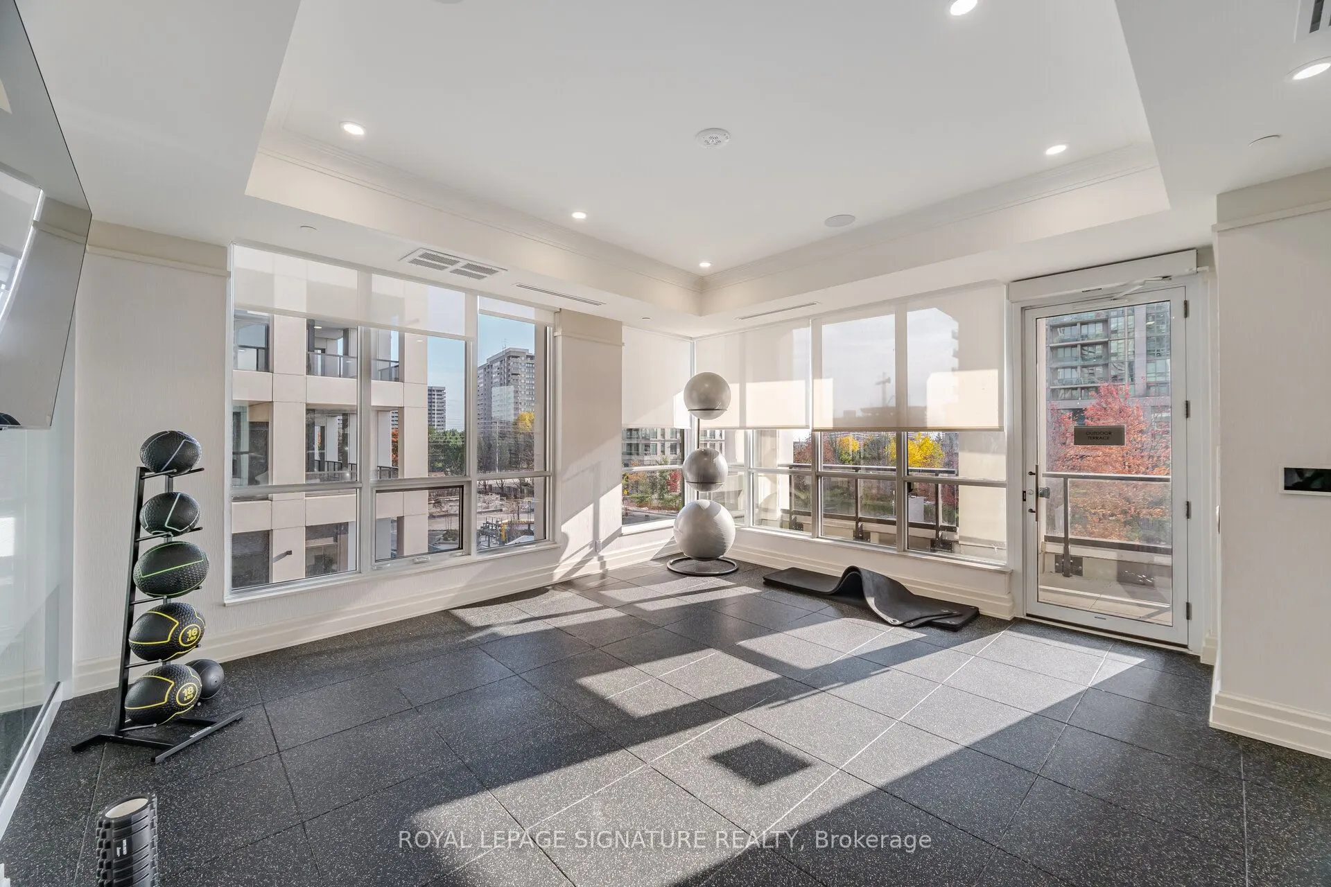 36 Elm Drive #3007