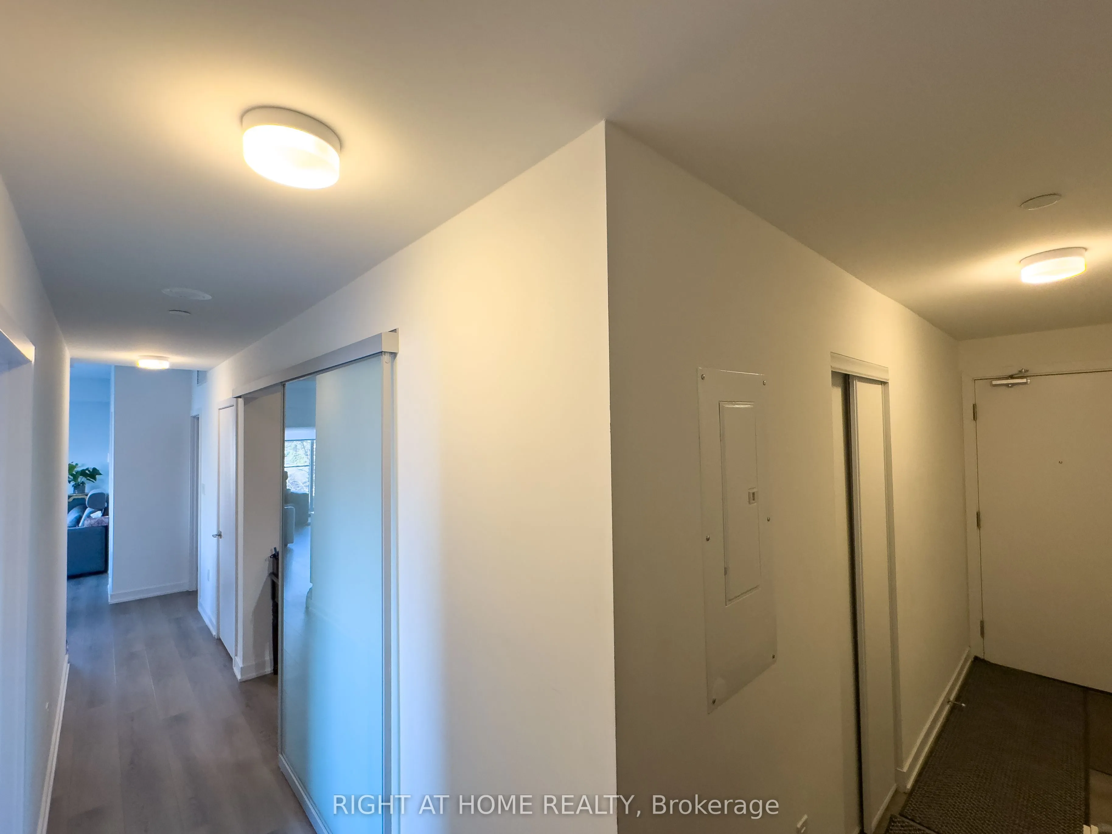 2433 Dufferin Street, #211