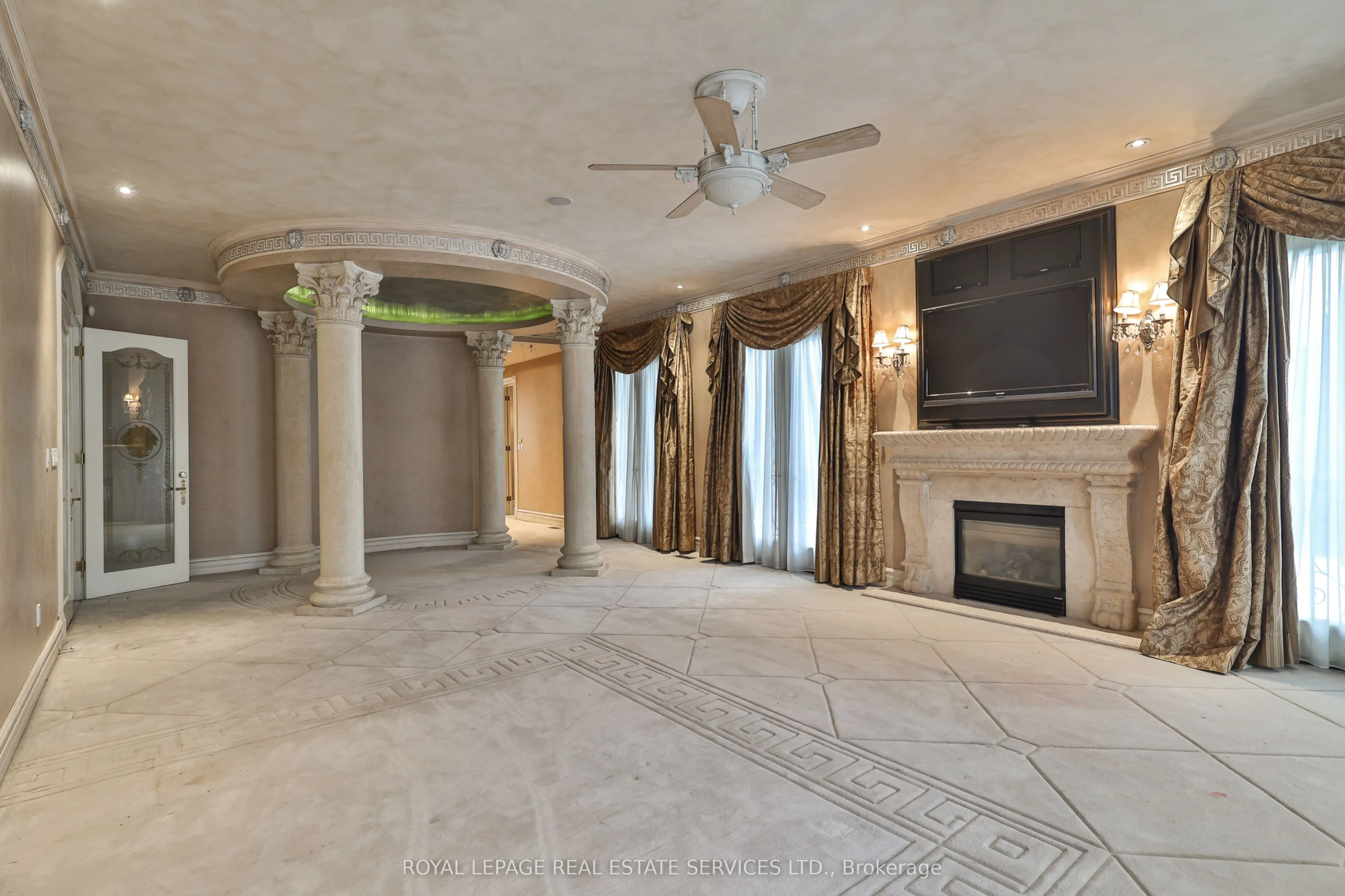 2215 Doulton Drive