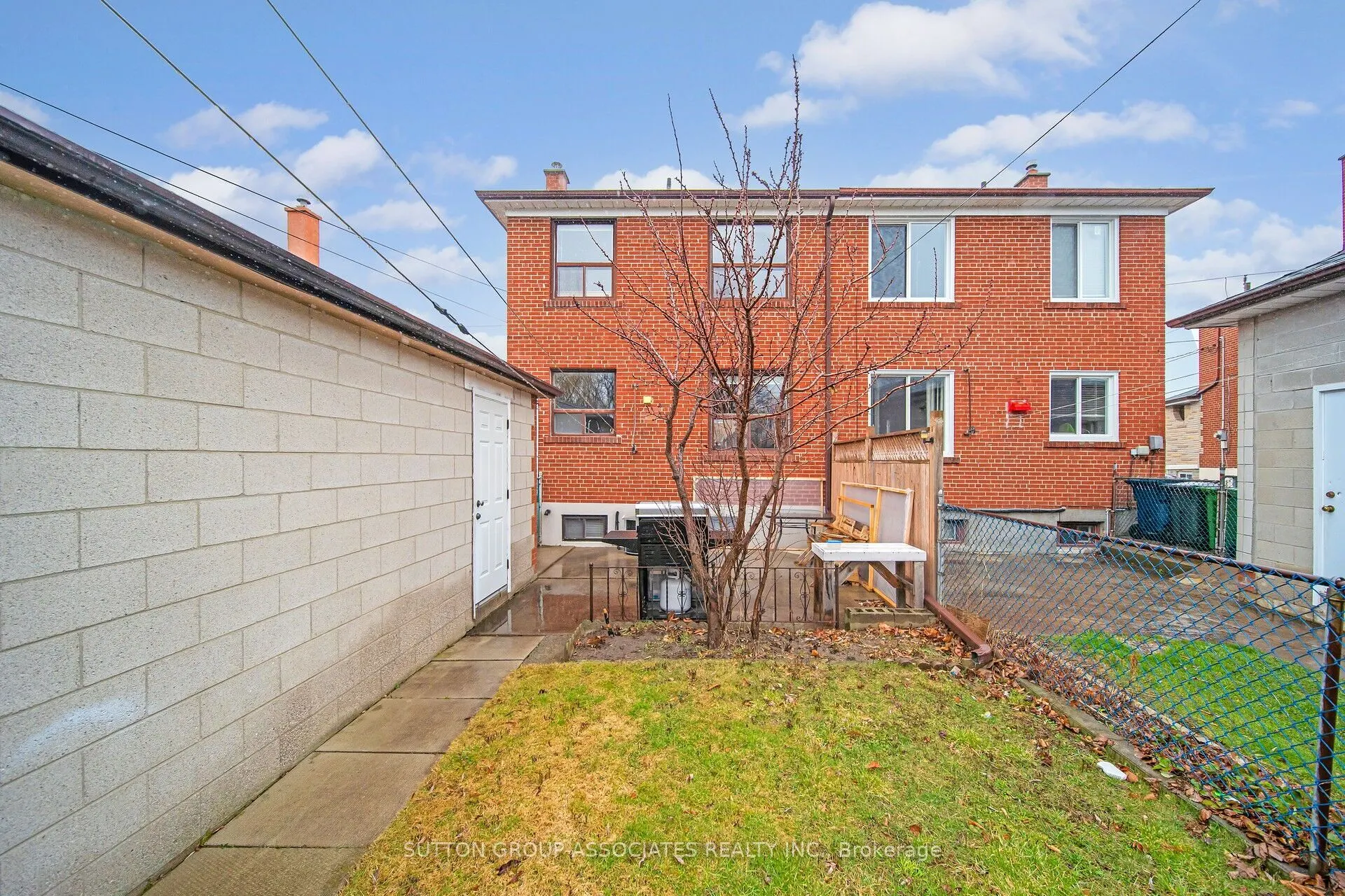 139 Giltspur Drive