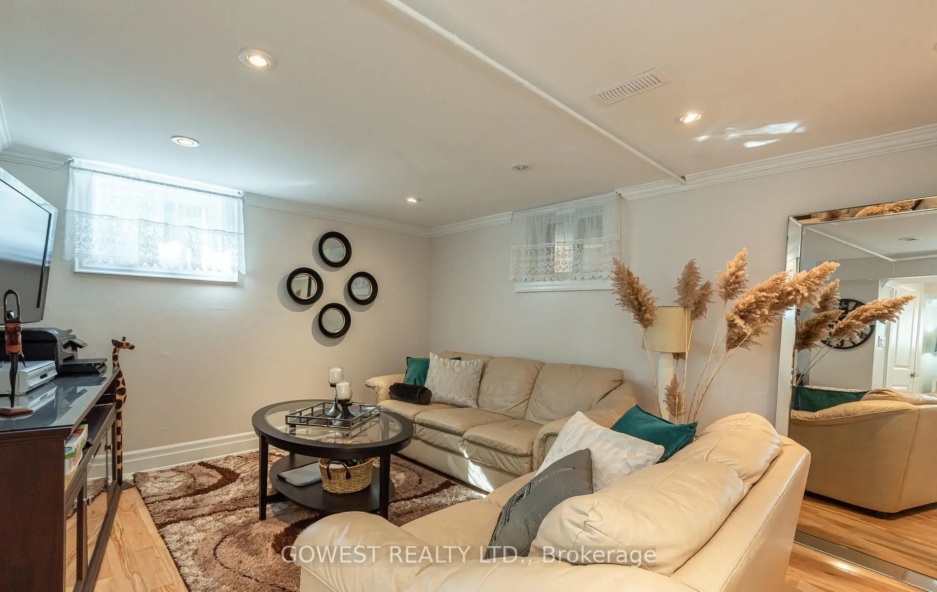 2670 Embleton Road