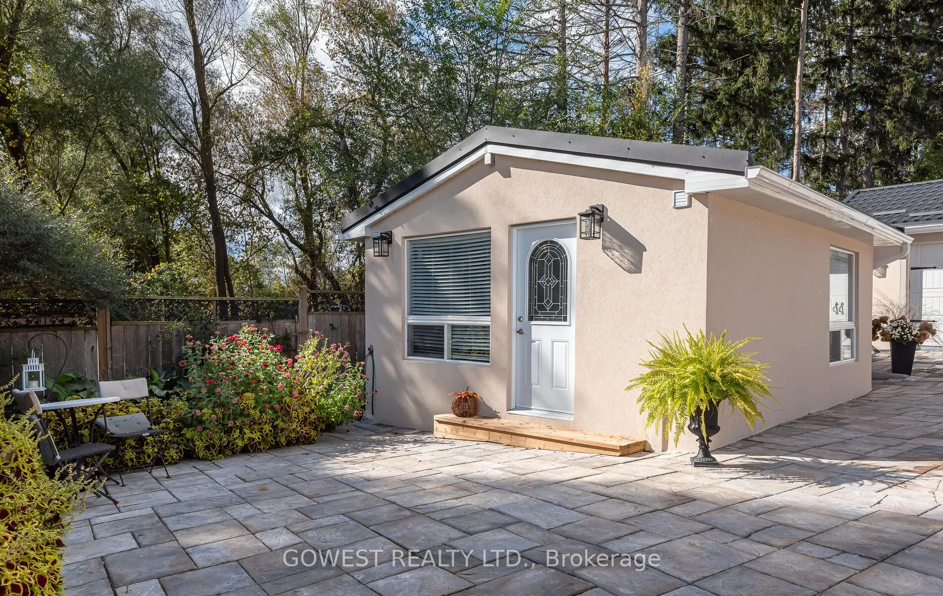 2670 Embleton Road