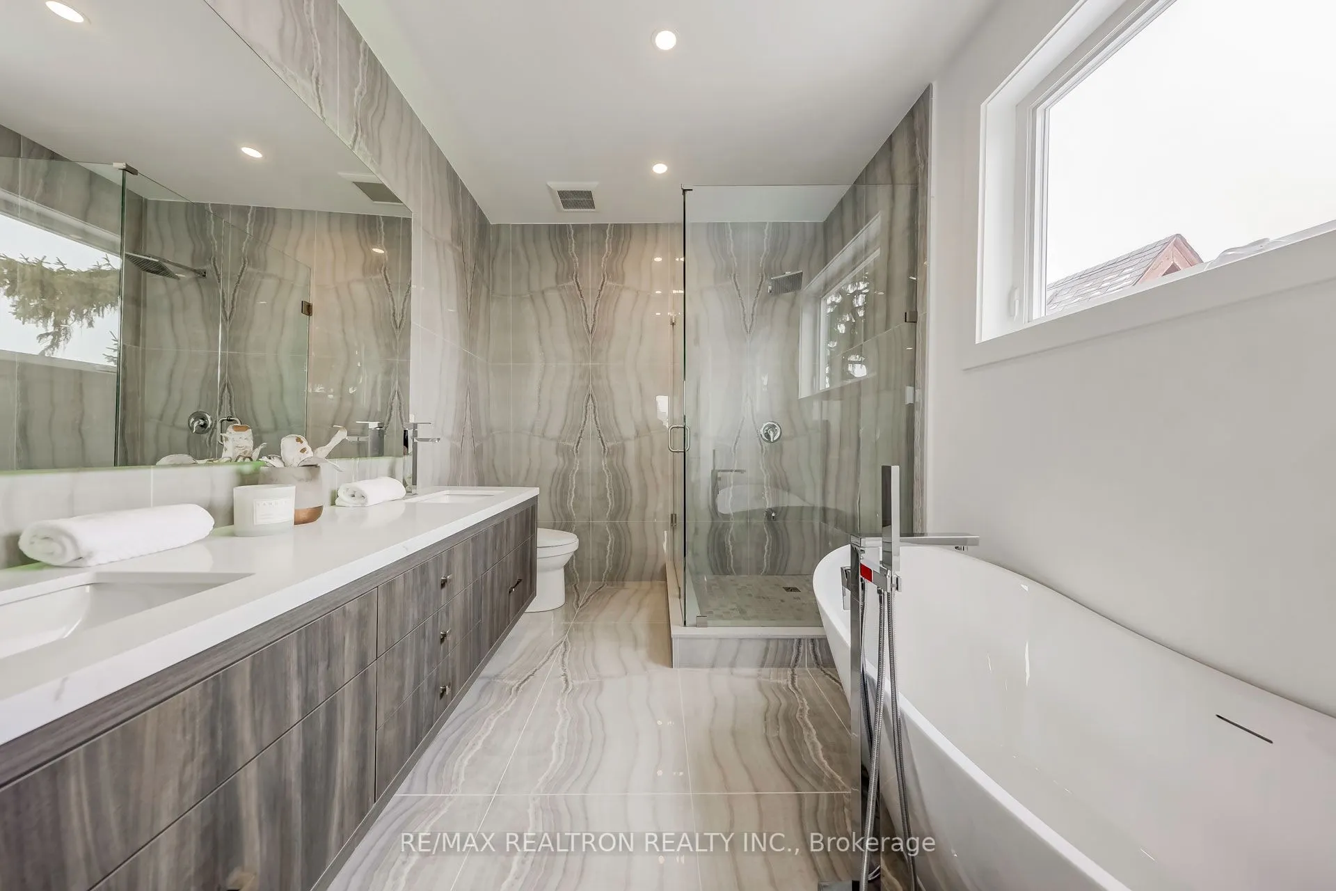81 Peterborough Avenue