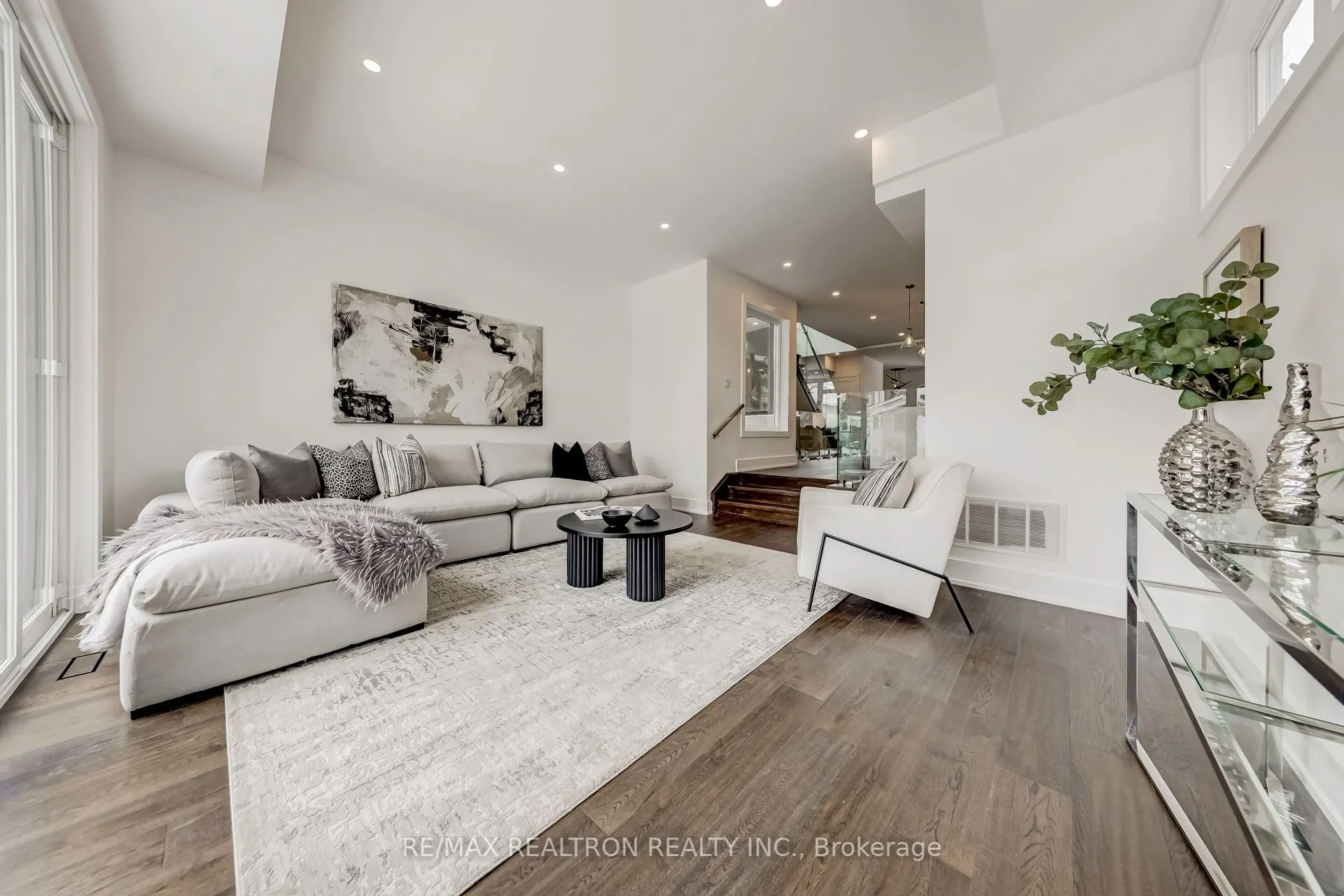 81 Peterborough Avenue