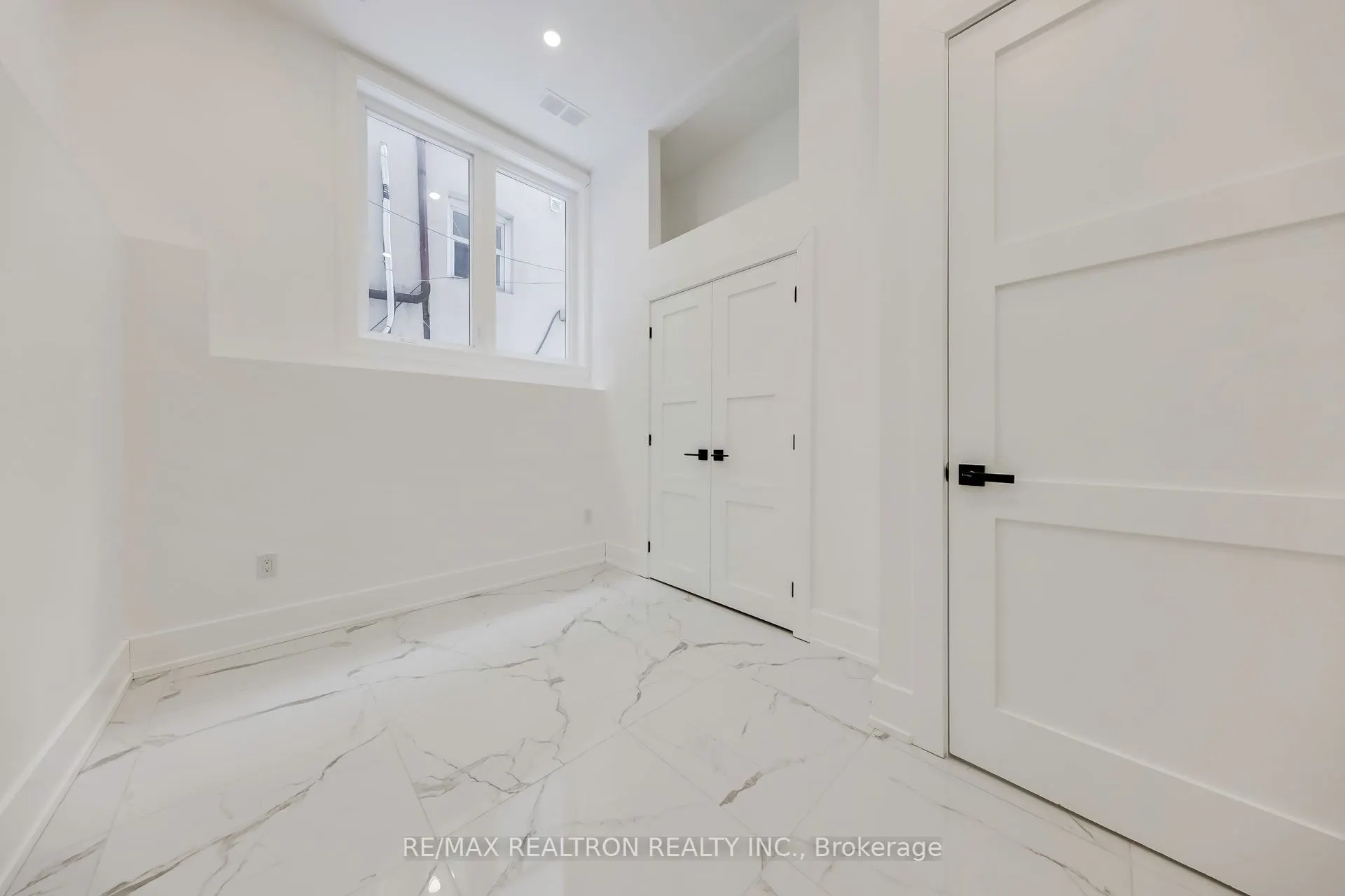 81 Peterborough Avenue
