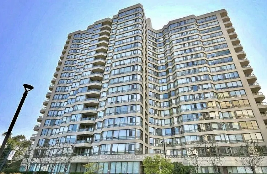 75 King Street E #1212