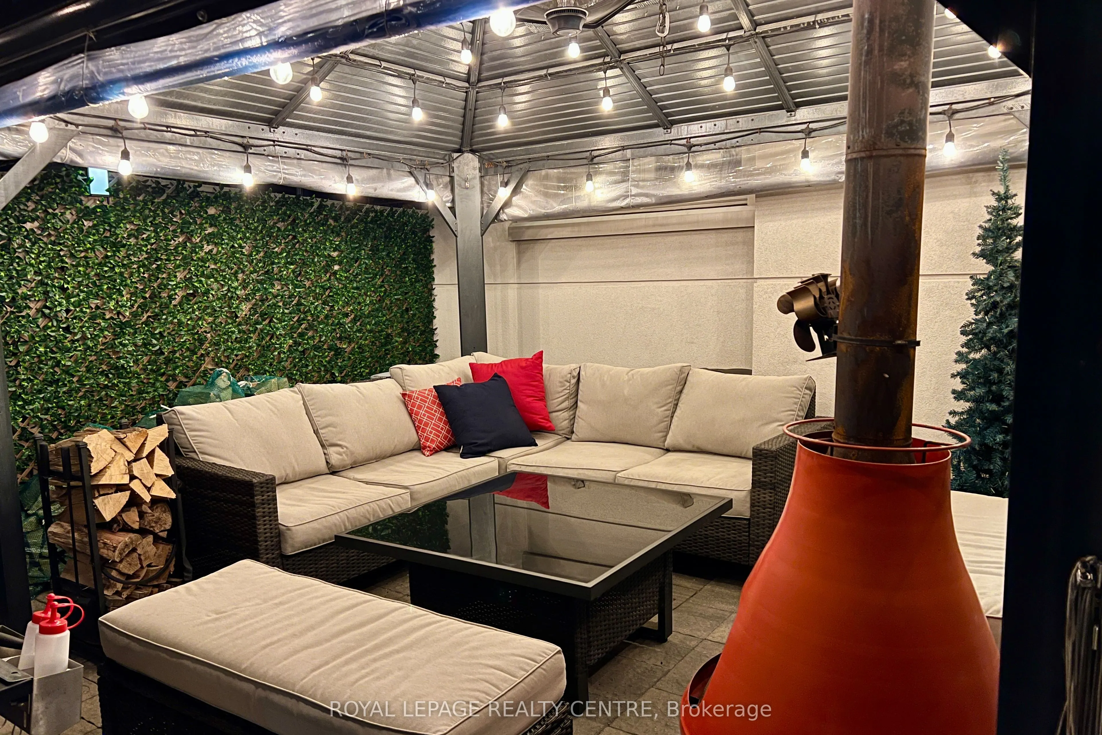 110 Simmons Boulevard