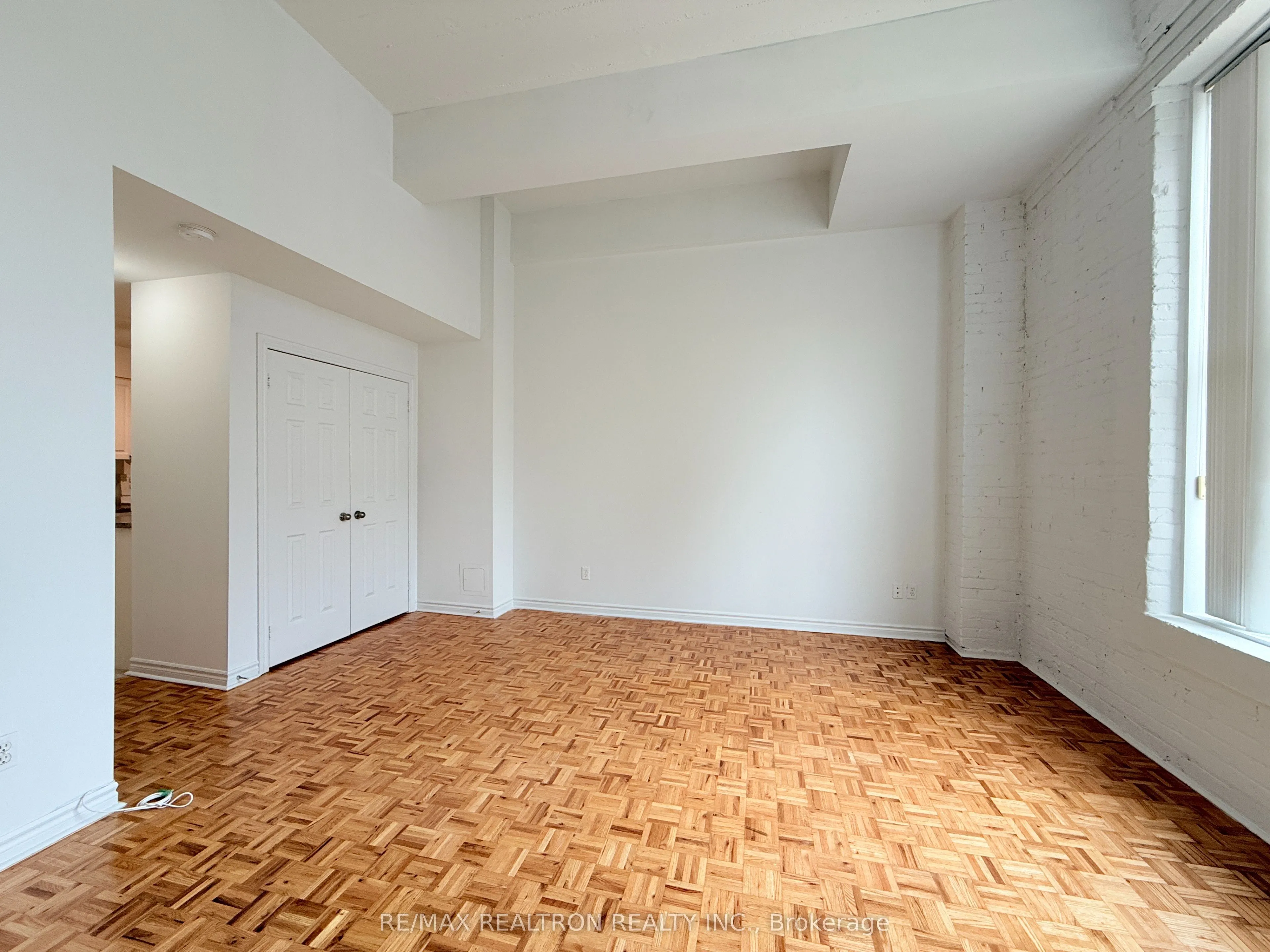1401 Dupont Street, #116