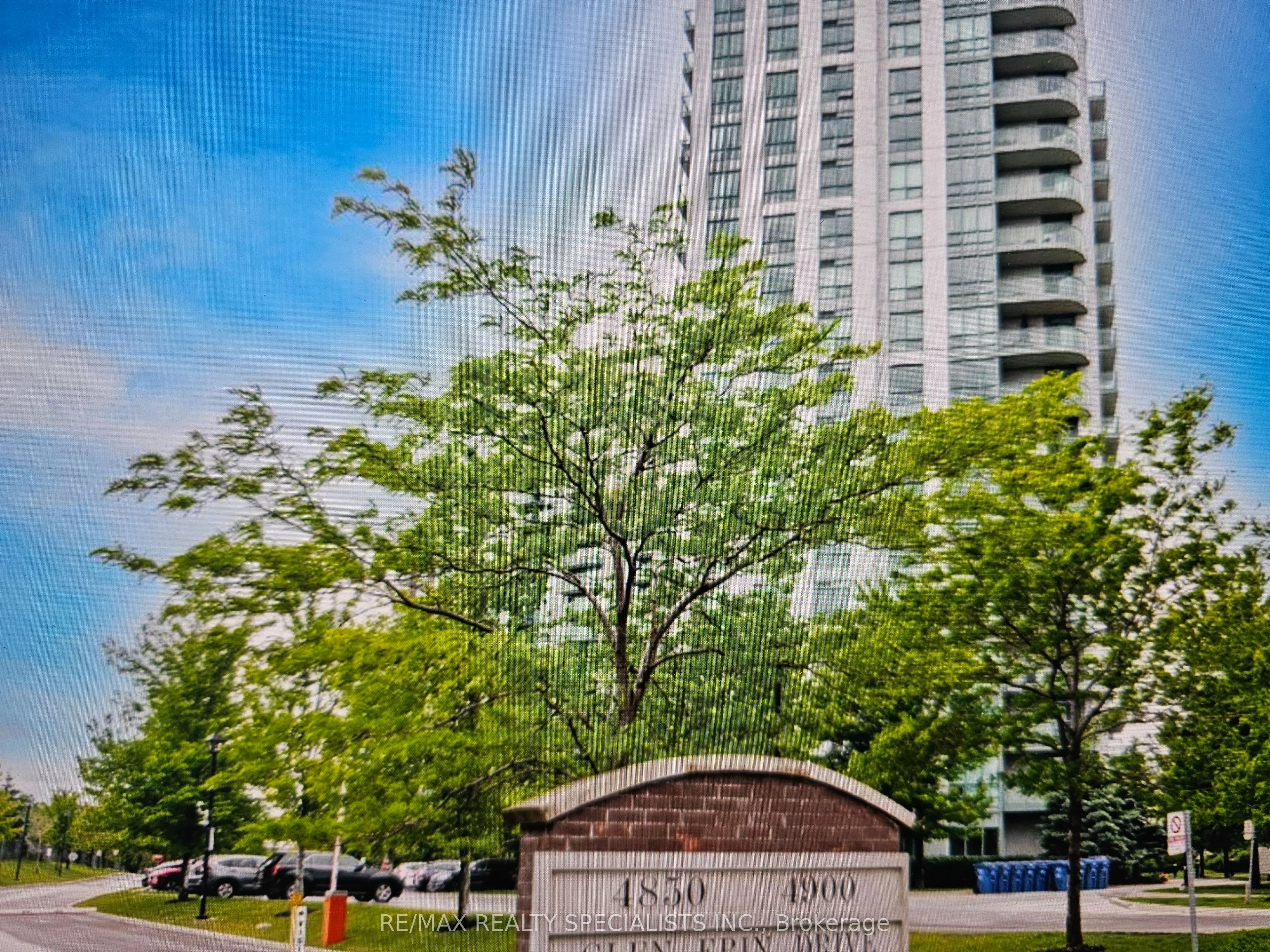 4900 Glen Erin Drive, #1205