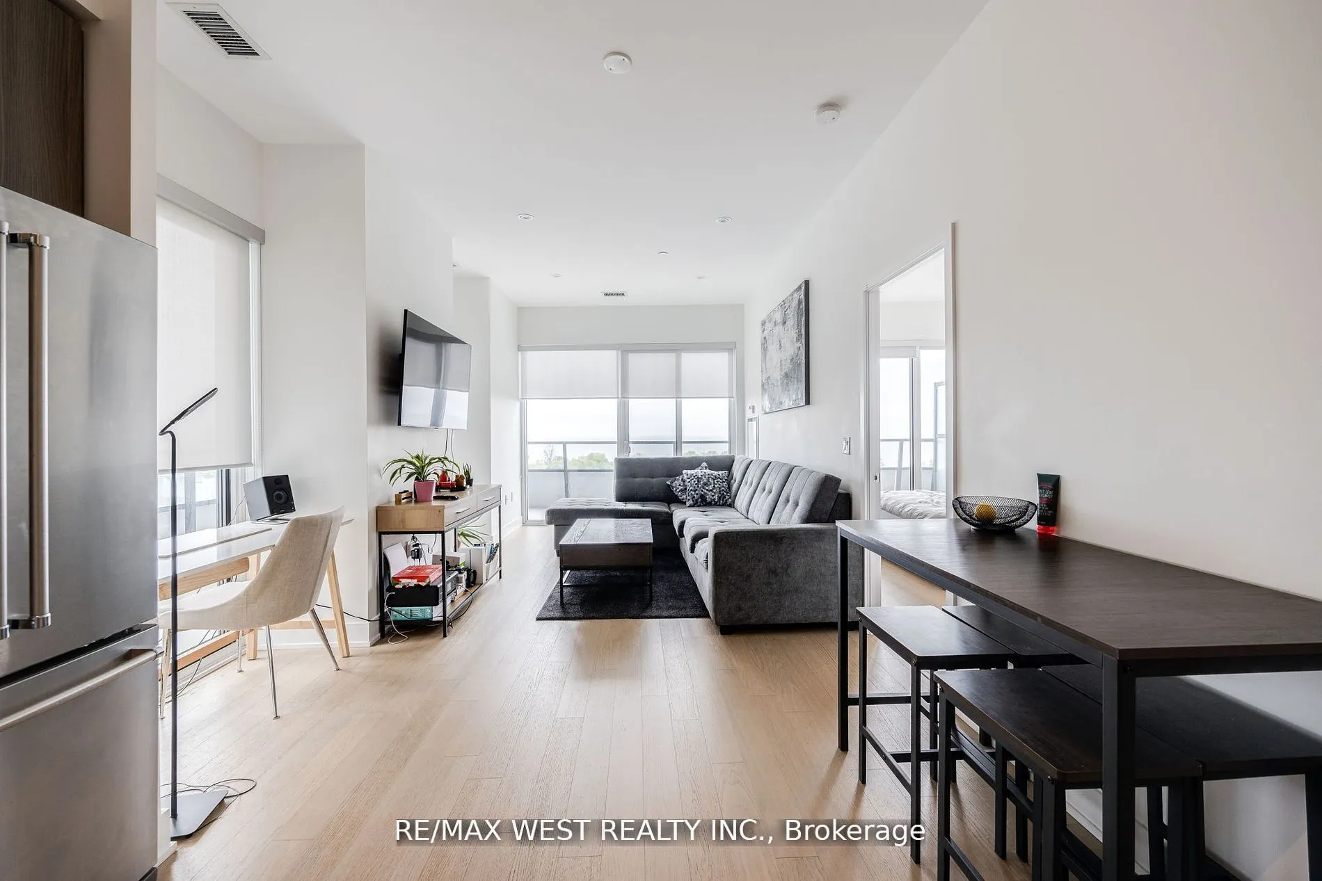 20 Shore Breeze Drive, #702