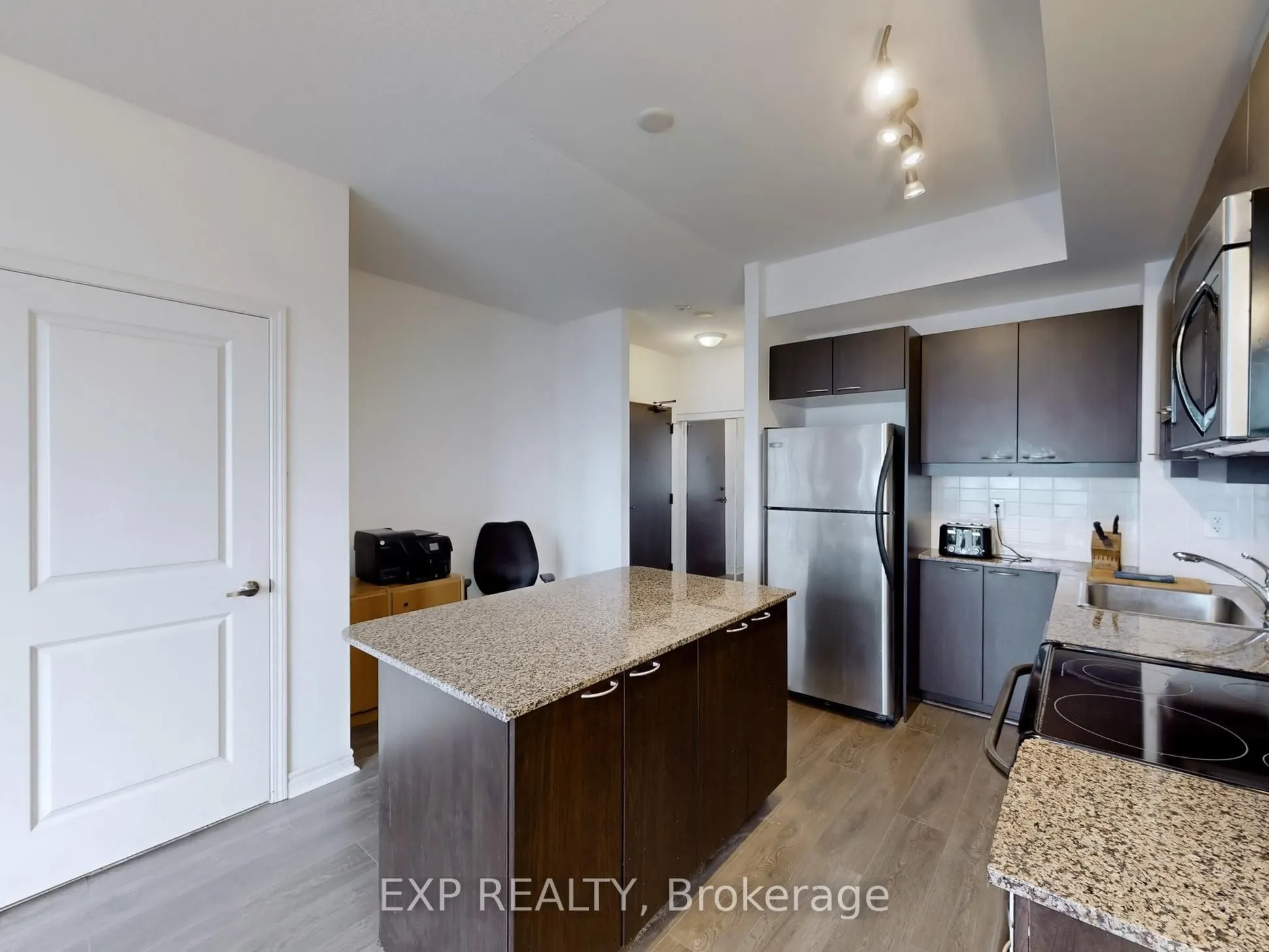 385 Prince Of Wales Drive #2207