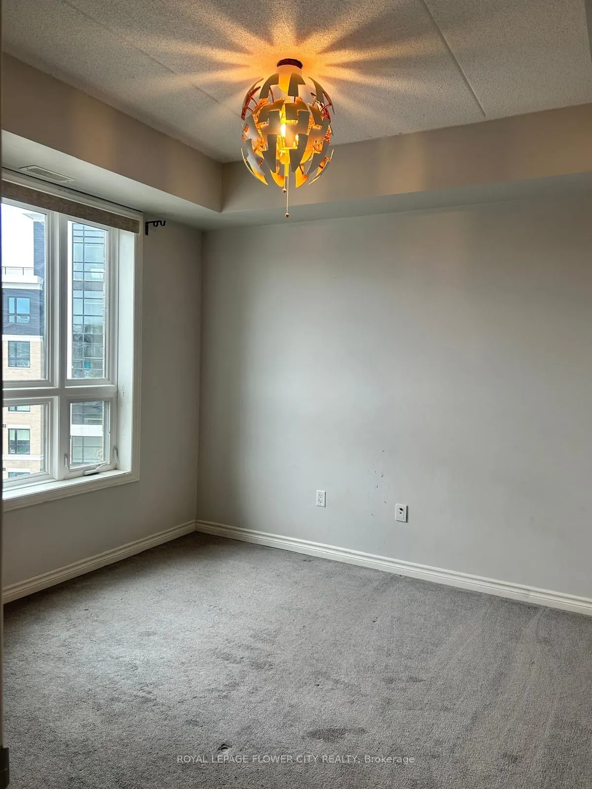 630 Sauve Street #404