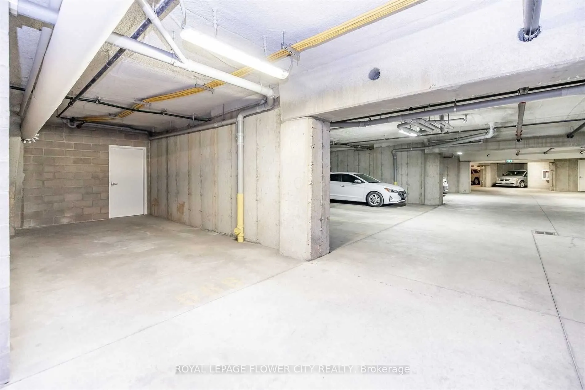 630 Sauve Street #404