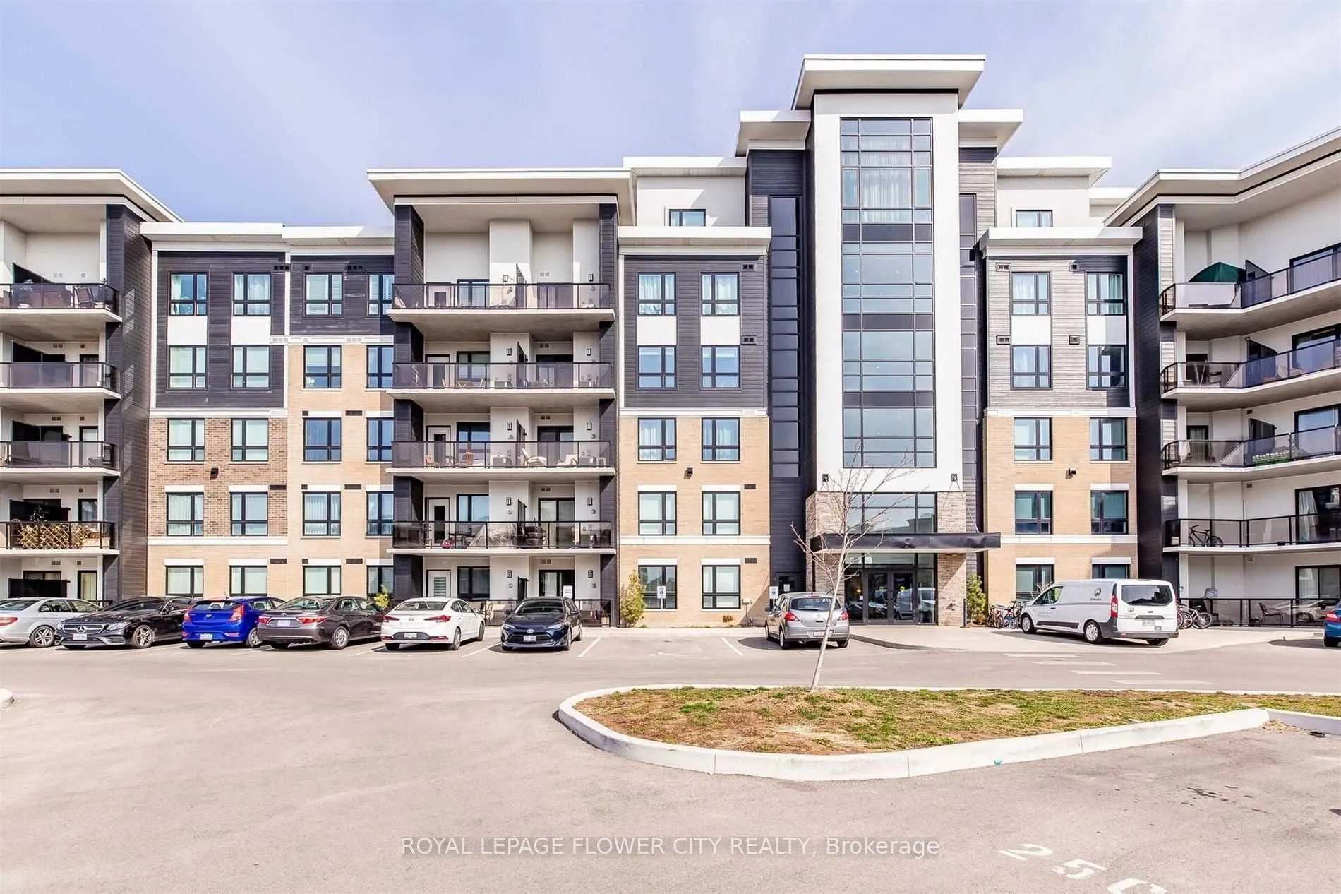 630 Sauve Street #404