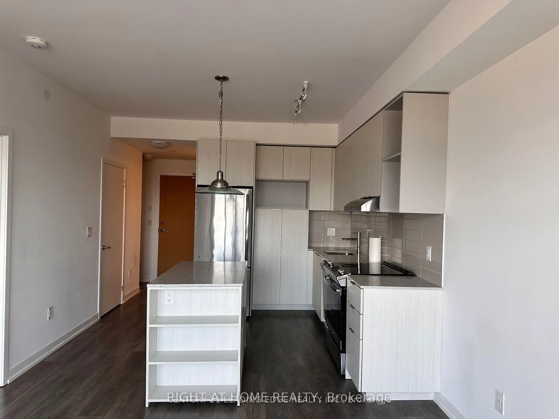 2520 Eglinton Avenue W, #1612