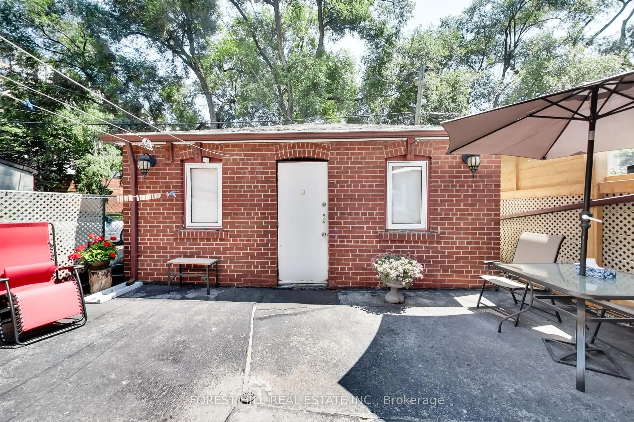 23 Lansdowne Avenue