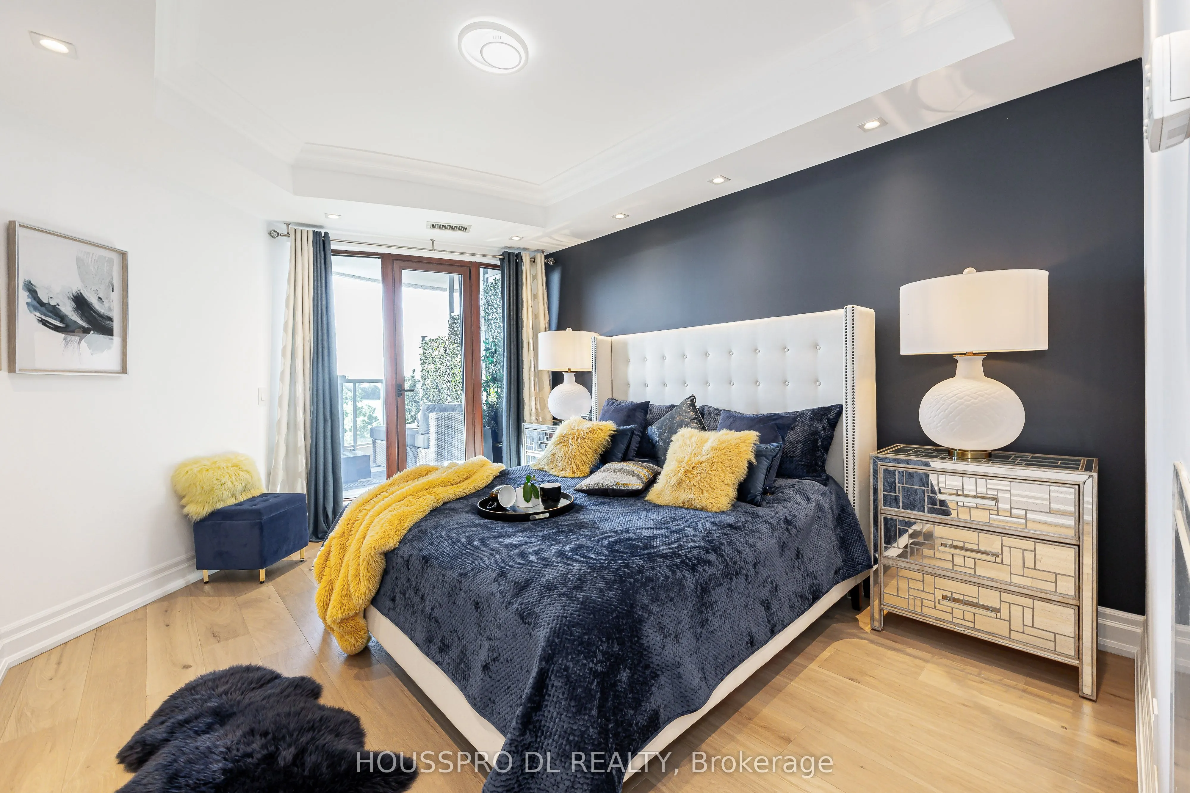 2095 Lake Shore Boulevard W #318