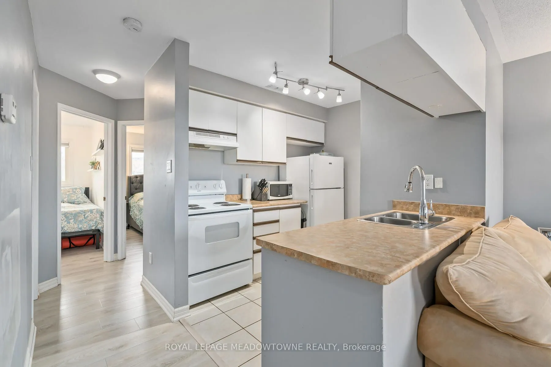 42A Stewart Maclaren Road, #24