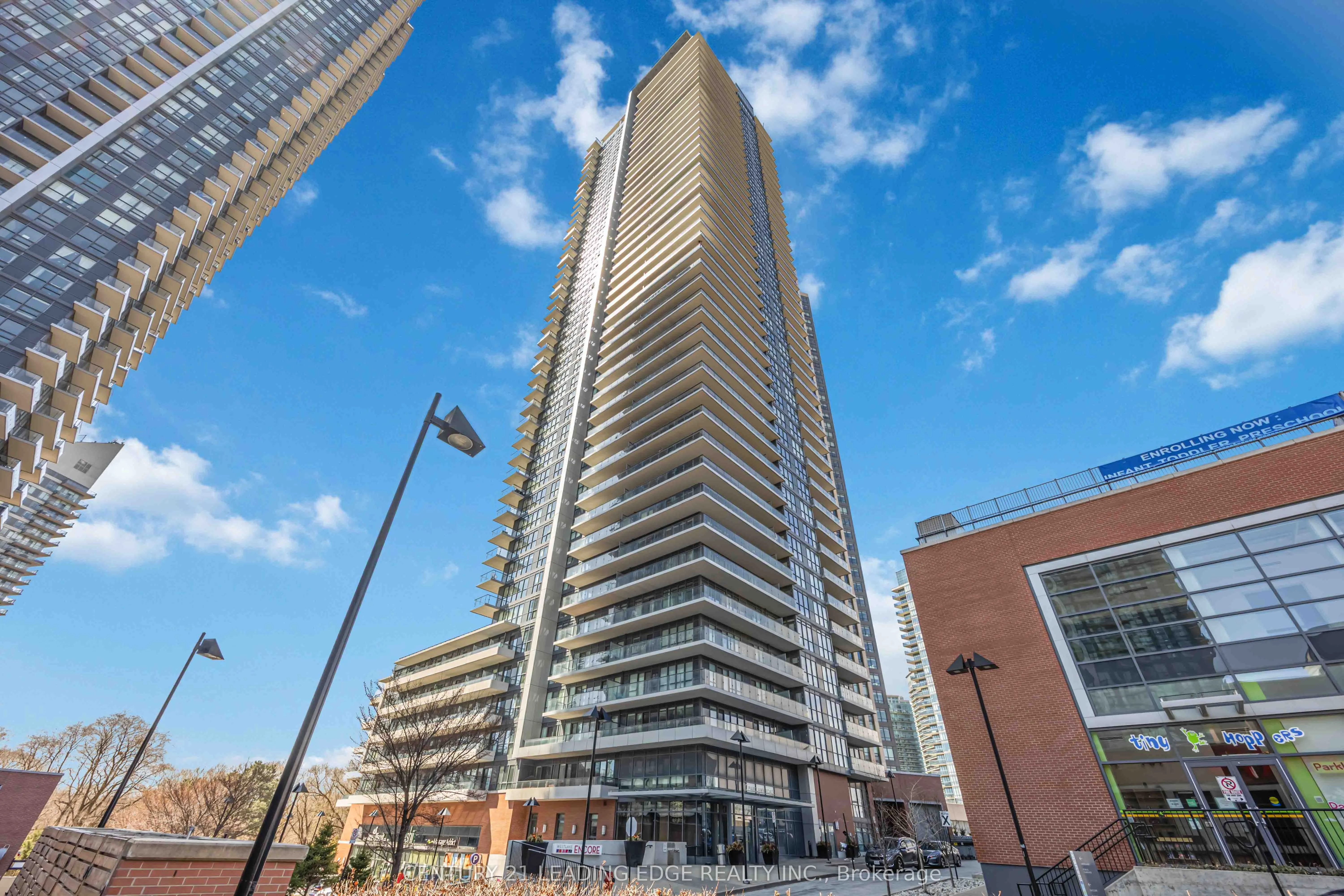 10 Park Lawn Road, #621