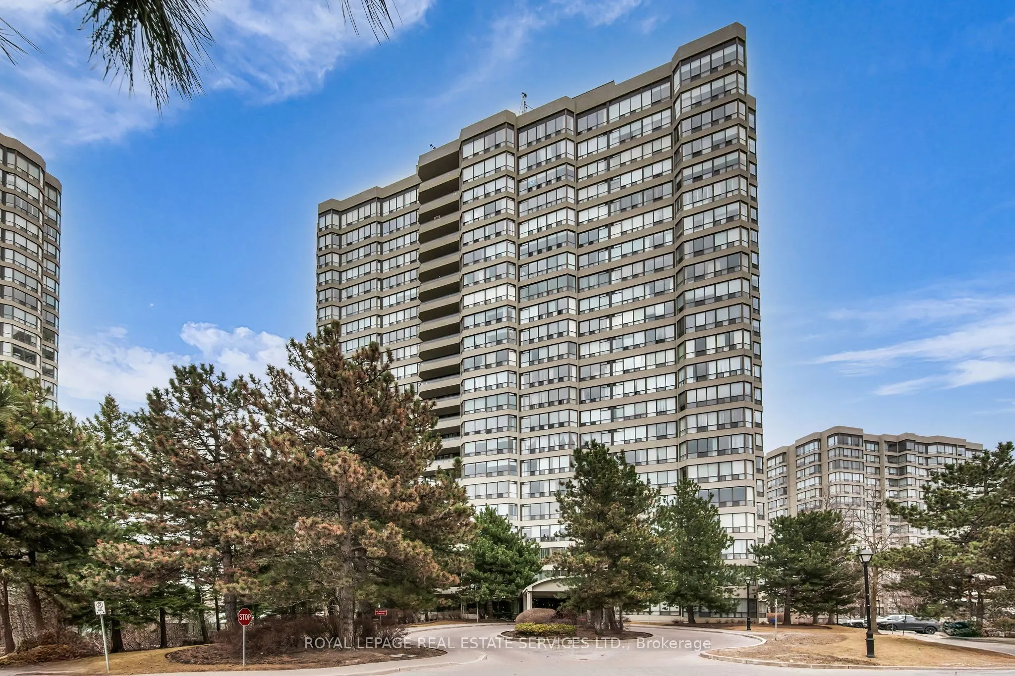 24 Hanover Road, #708