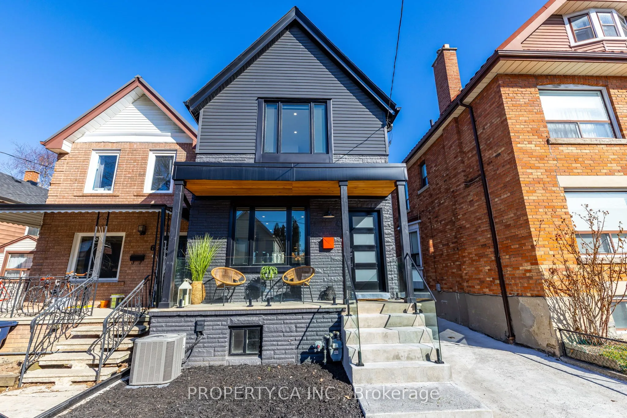 4 Manchester Avenue
