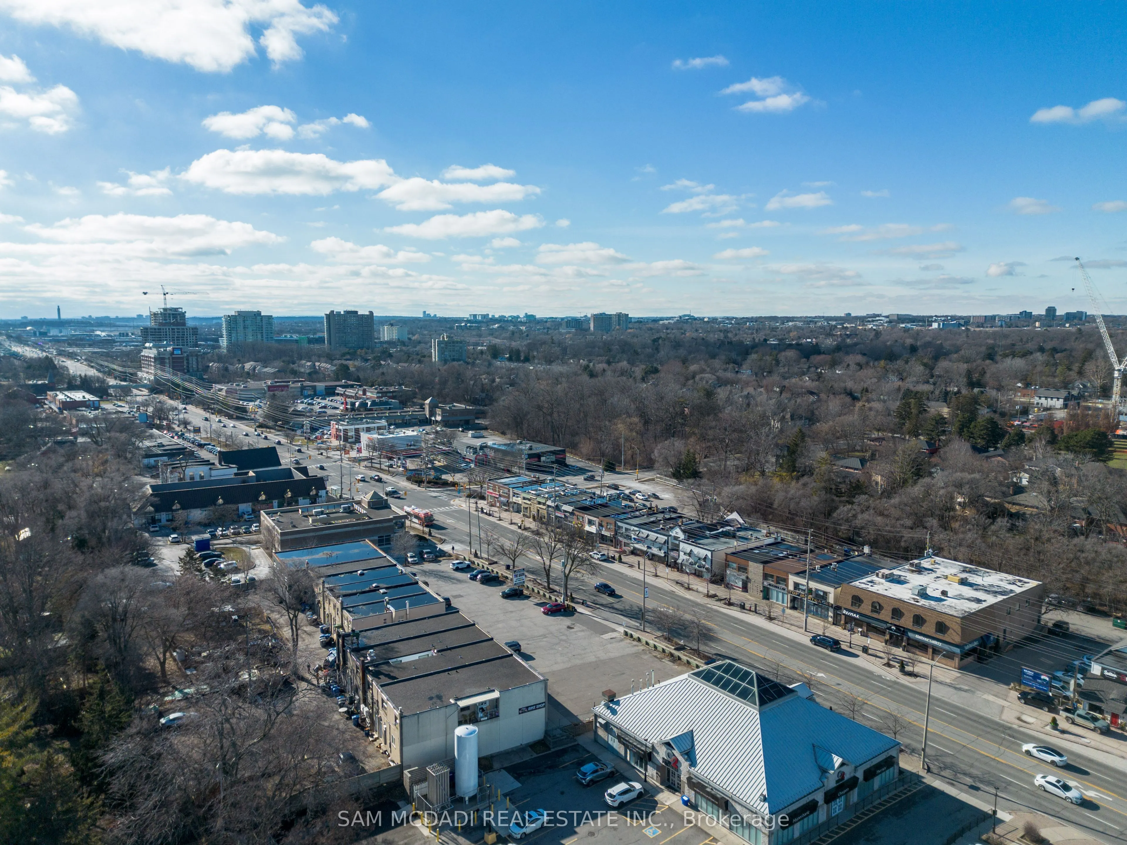 1710 Lakeshore Road W