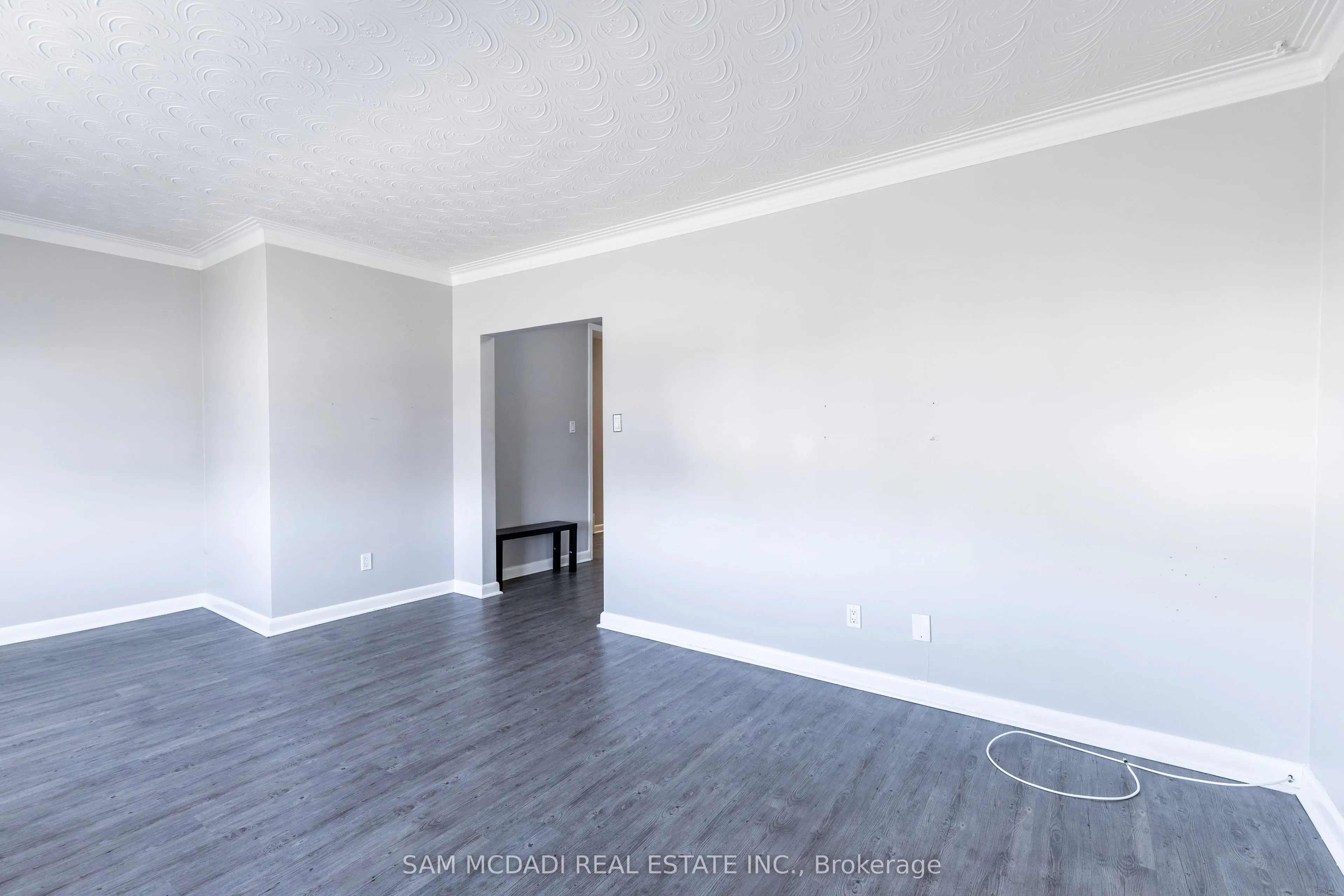 1710 Lakeshore Road W