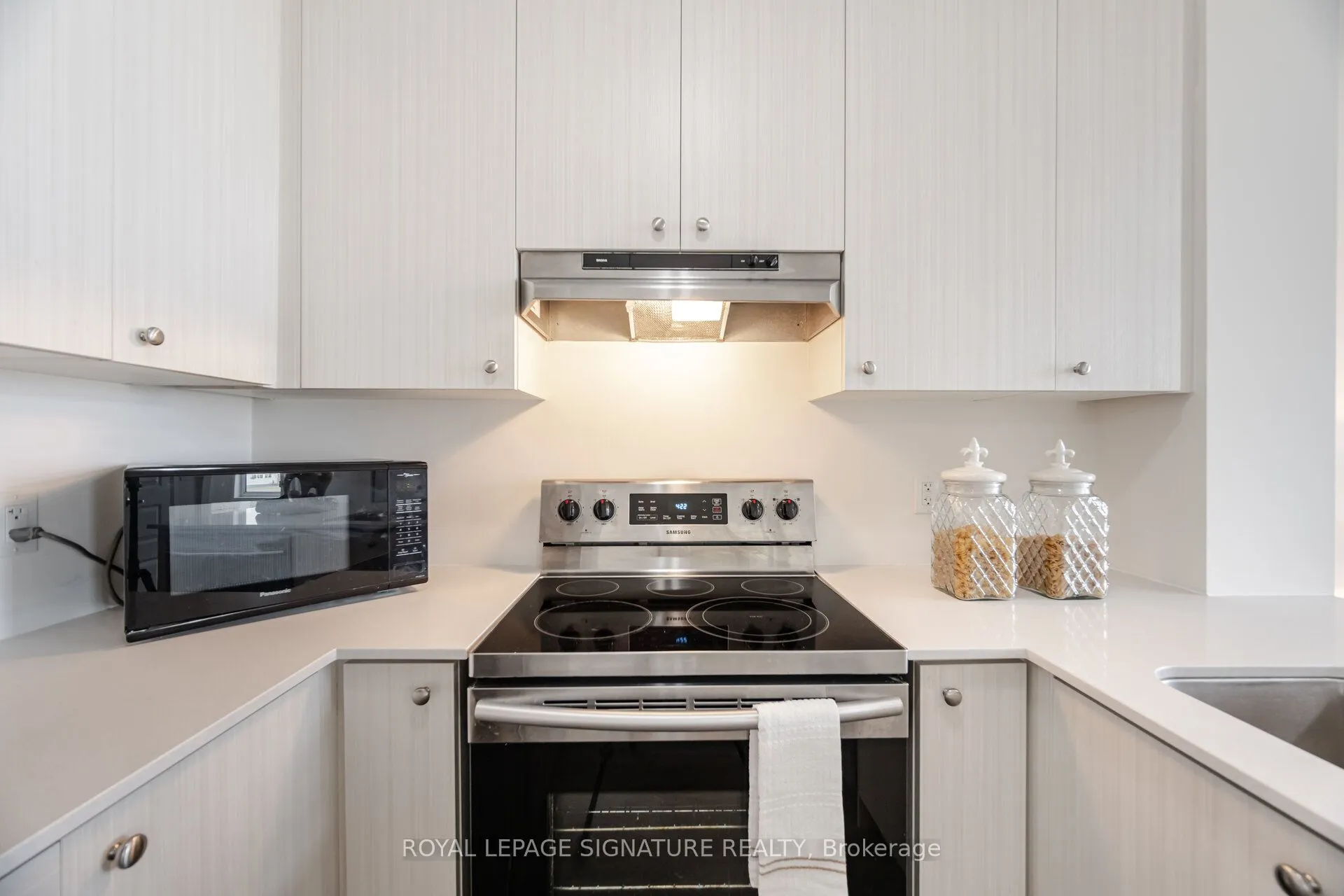 1105 Leger Way, #325