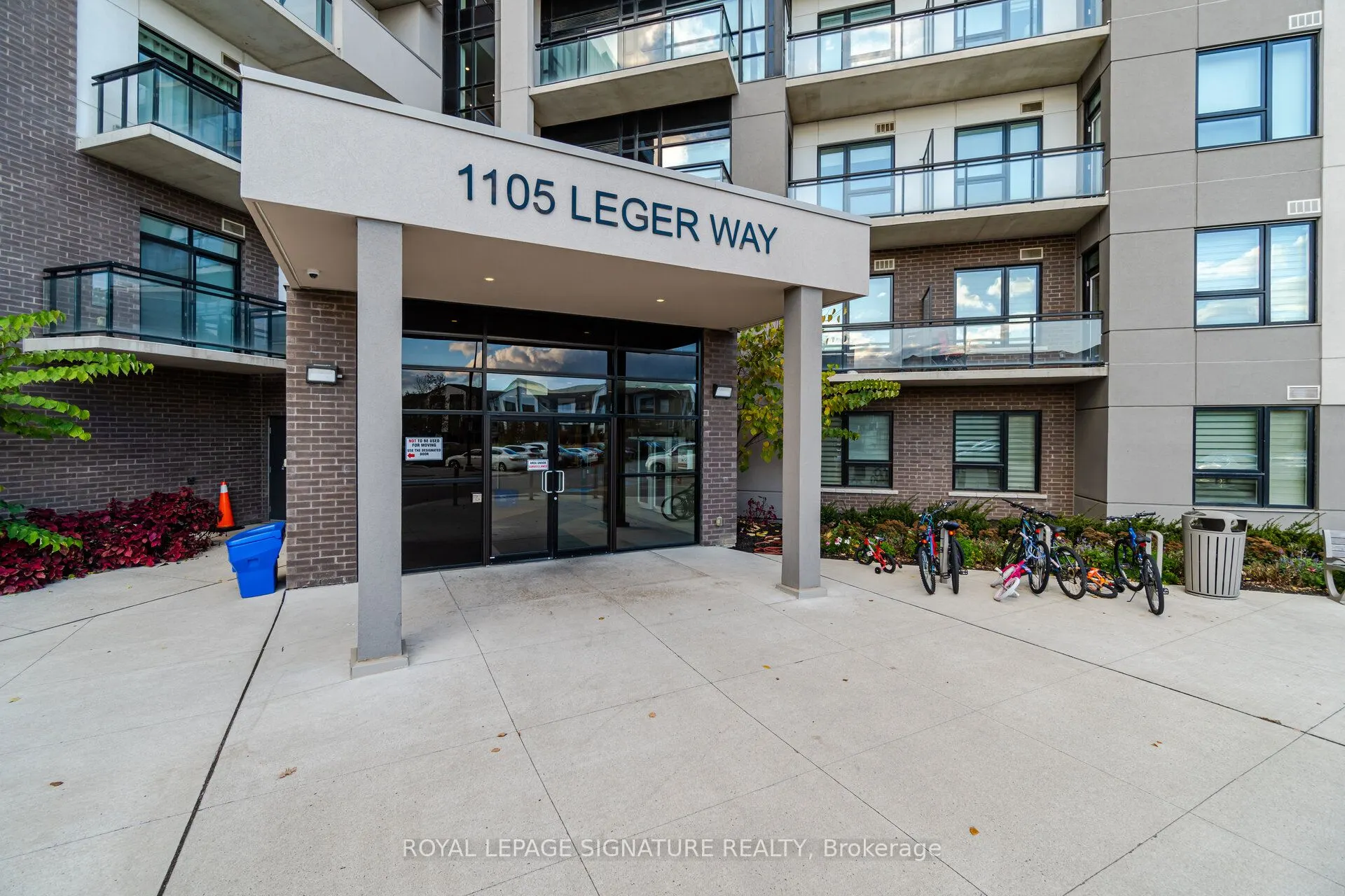 1105 Leger Way, #325