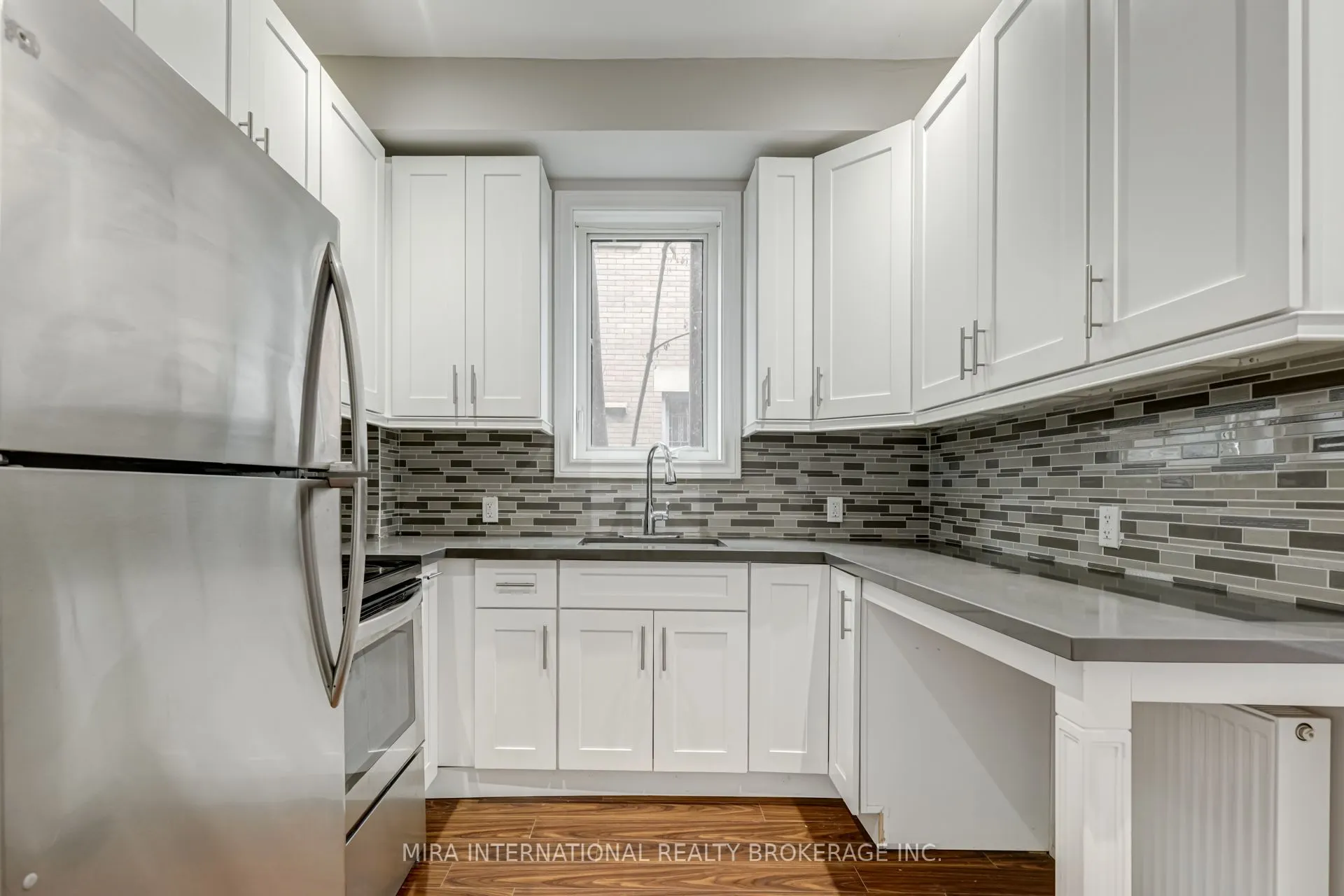 11 Laxton Avenue #101