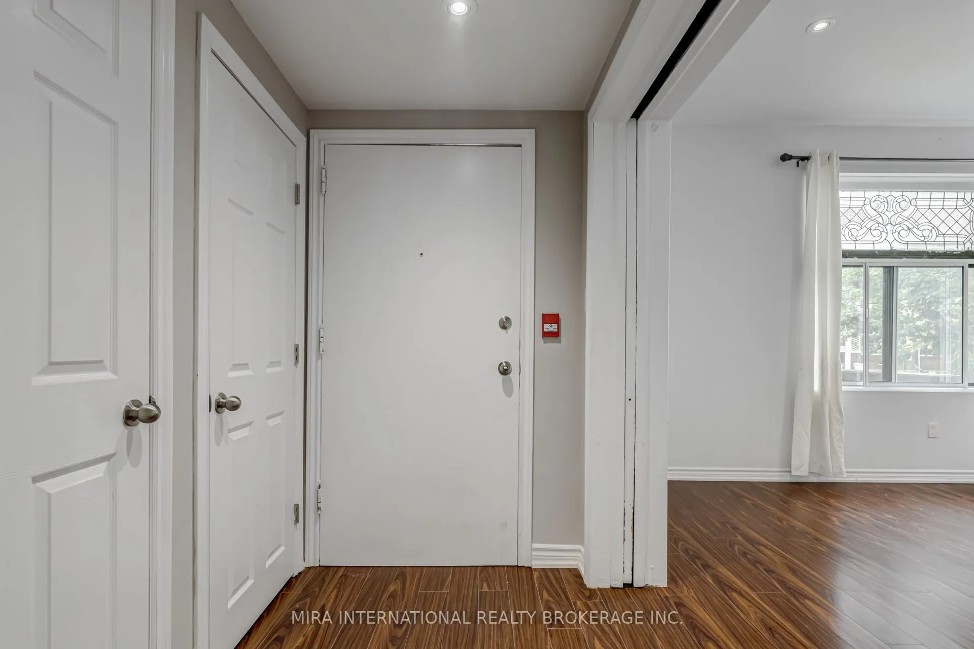11 Laxton Avenue #101