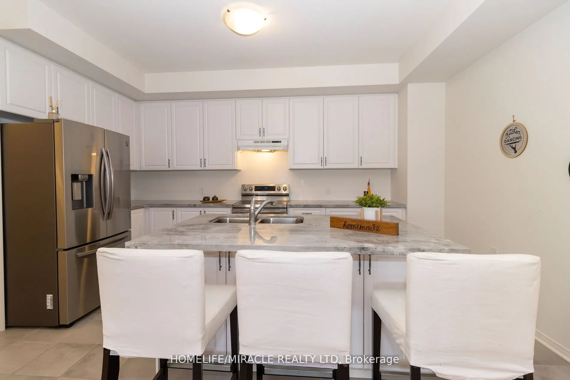 27 Lowes Hill Circle