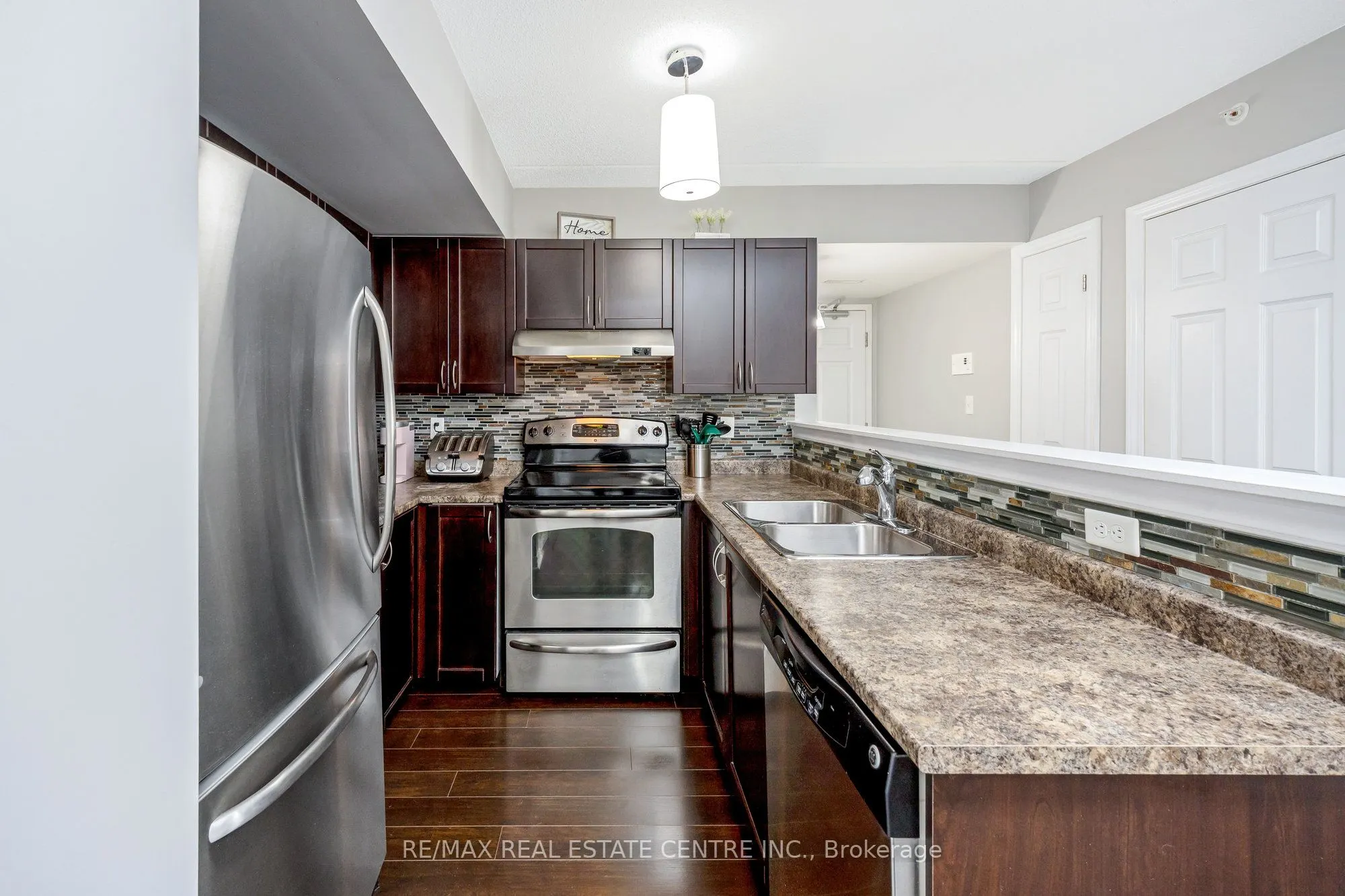 1360 Main Street E, #304