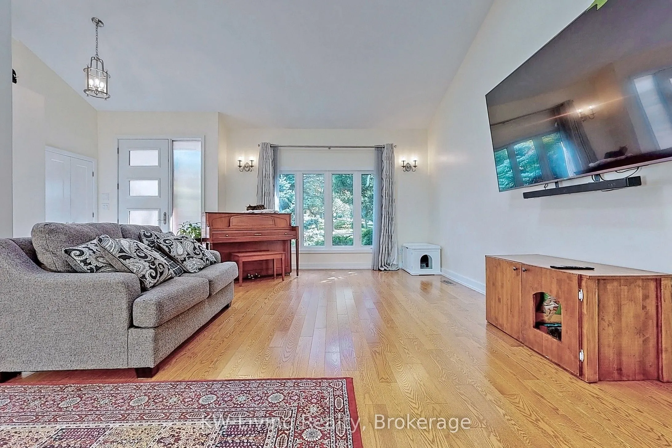 1280 Watersedge Road