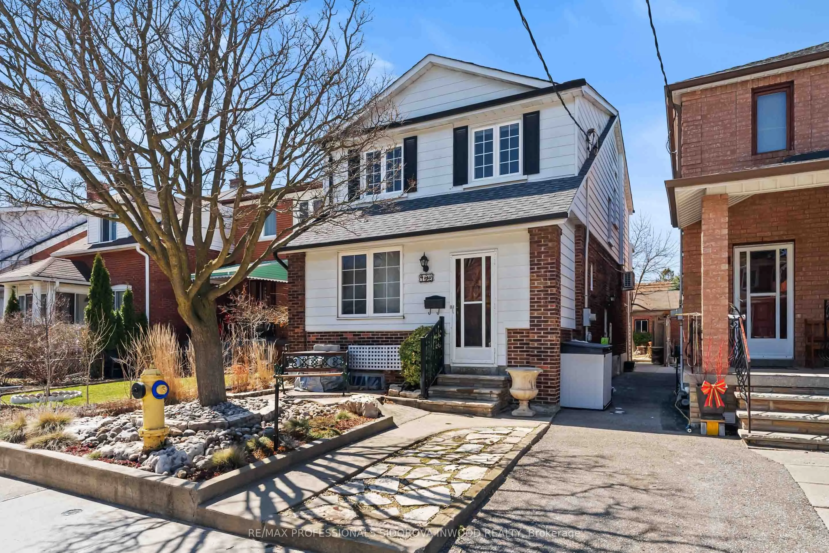 102 Brookside Avenue
